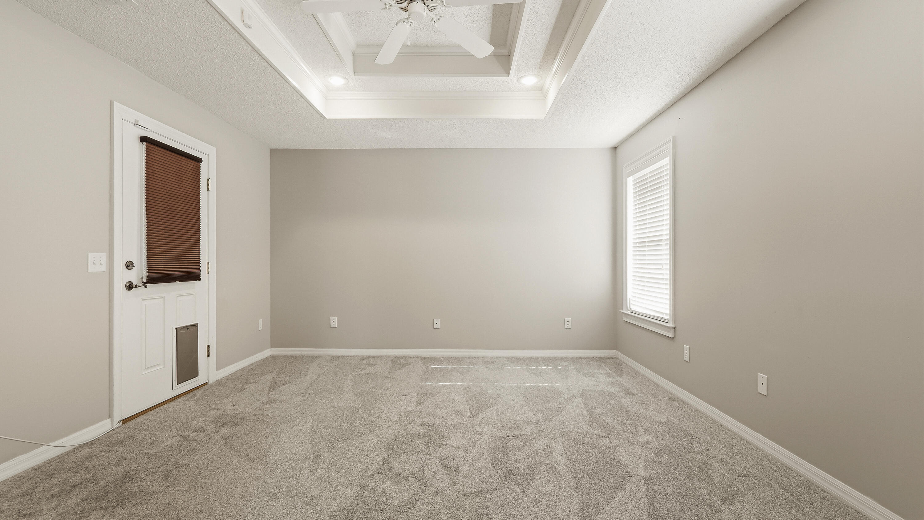 COLONY CLUB HARBOUR PH 3 - Residential