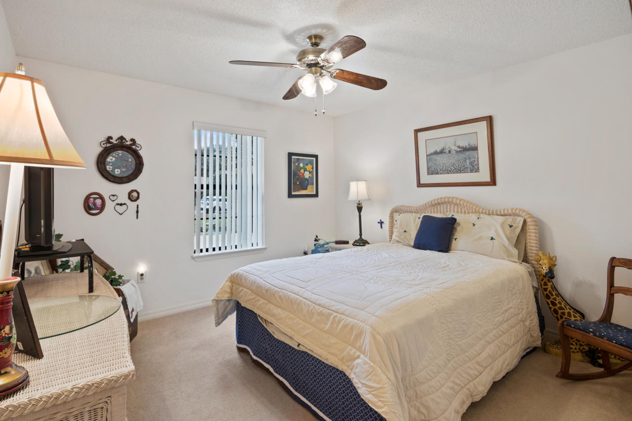 ROCKY BAYOU COUNTRY CLUB ESTATES 3 - Residential