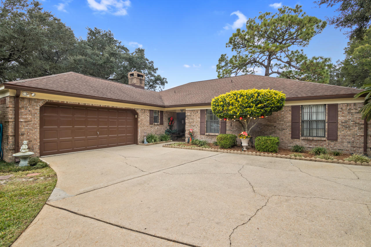 ROCKY BAYOU COUNTRY CLUB ESTATES 3 - Residential