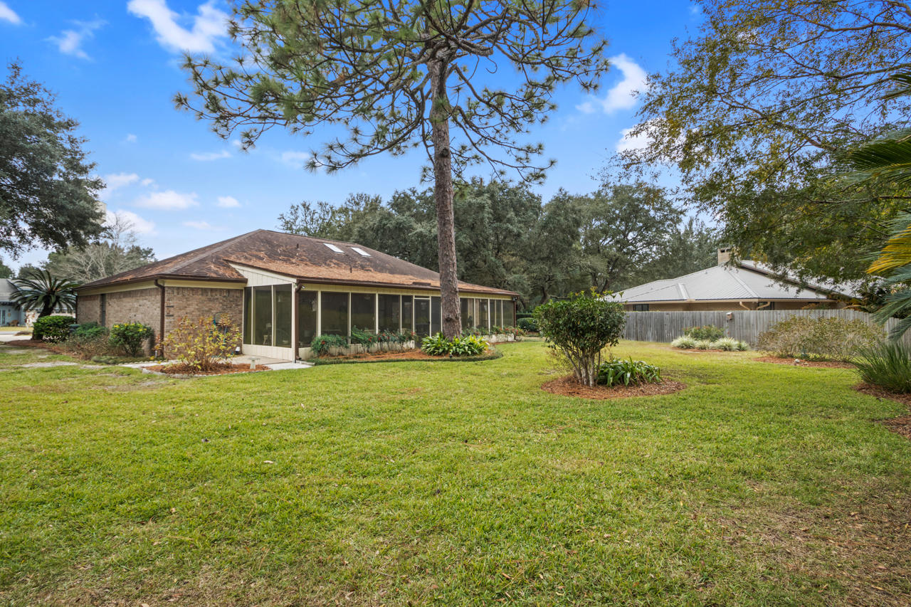 ROCKY BAYOU COUNTRY CLUB ESTATES 3 - Residential