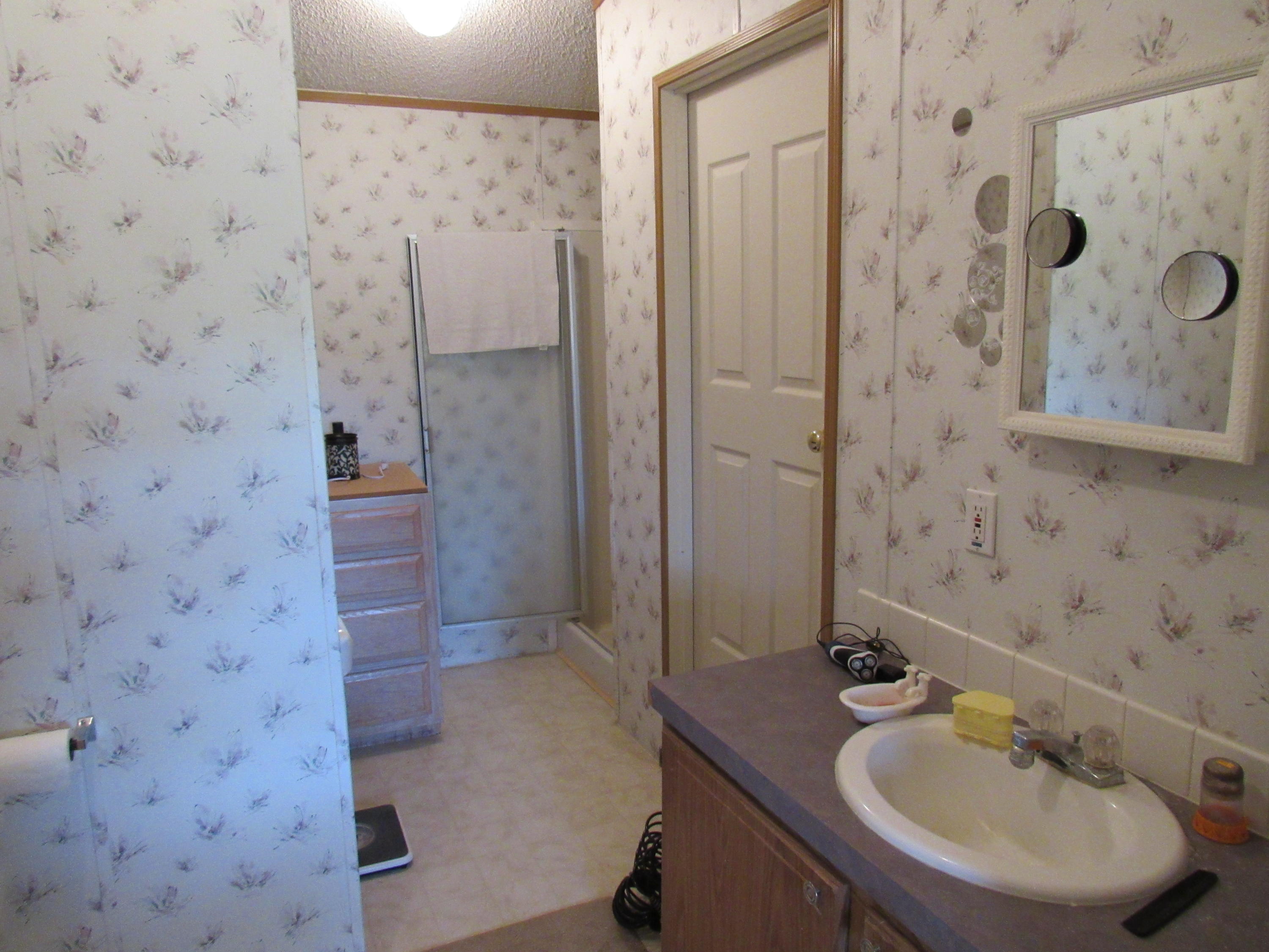 JUNIPER LAKE ESTATES UNIT 6 OF OAKWOOD HILLS - Residential