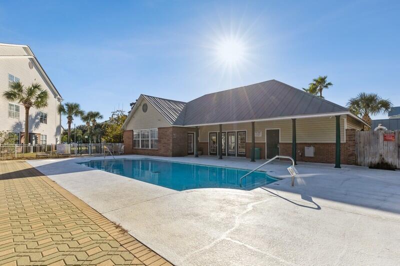 INDIAN LAKE - Residential