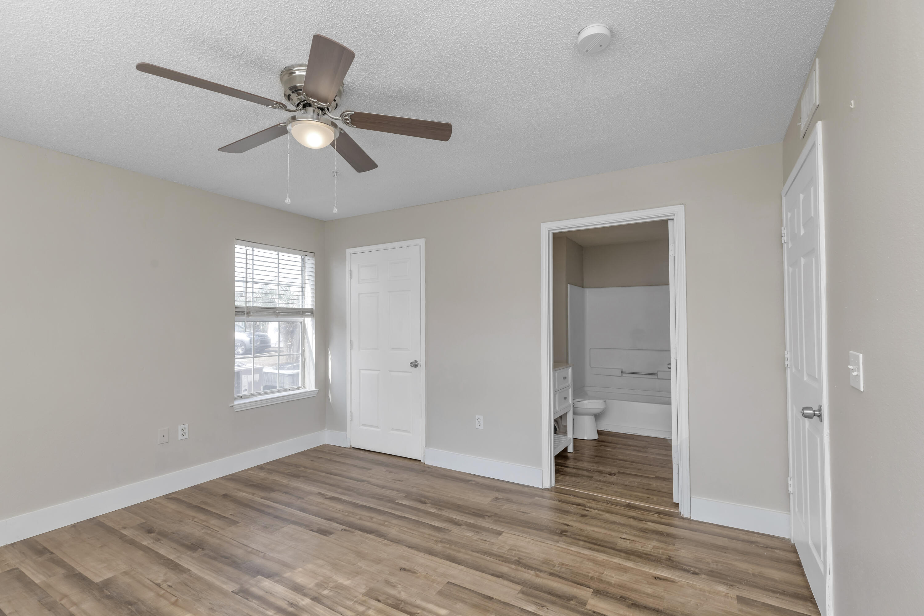 INDIAN LAKE - Residential