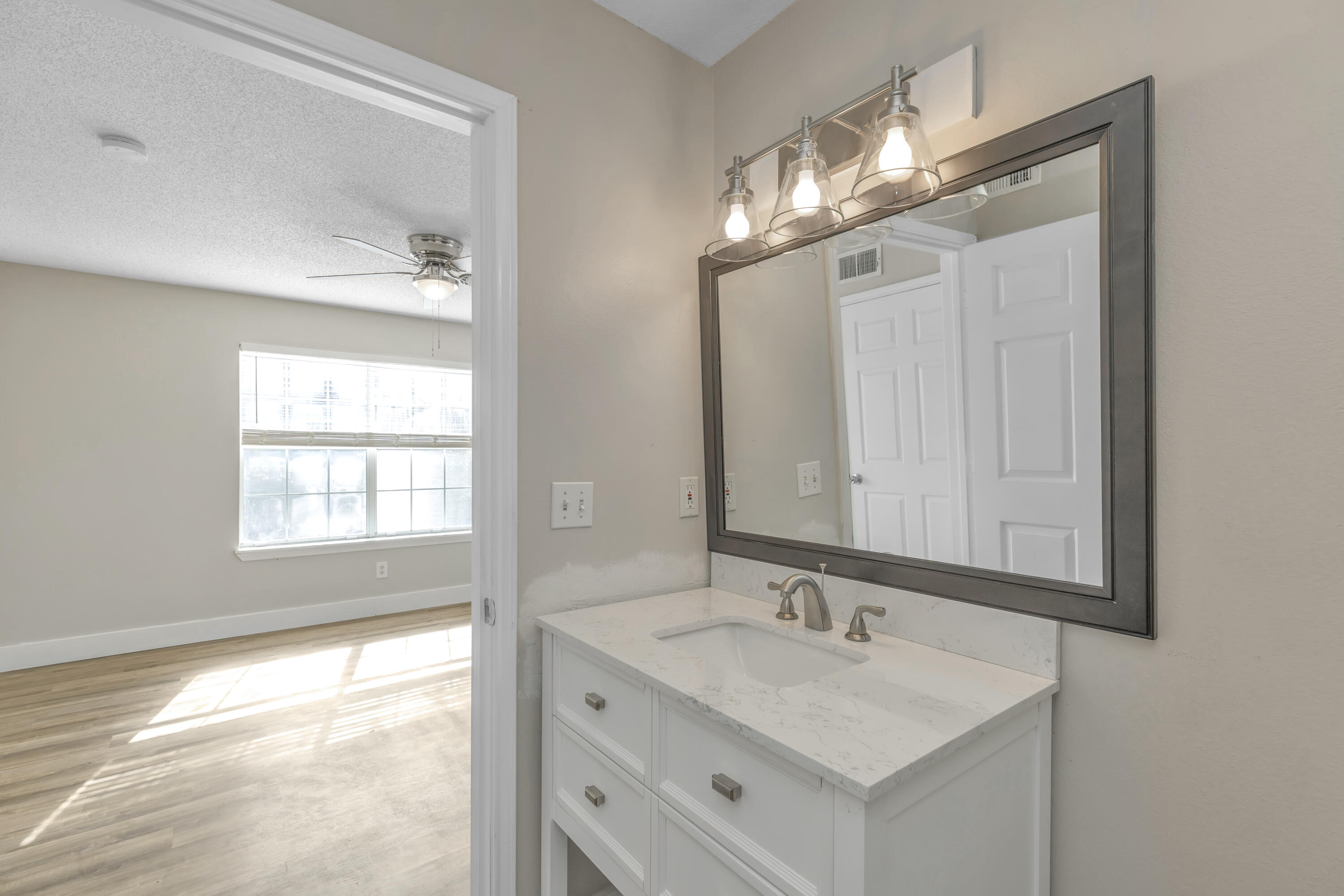 INDIAN LAKE - Residential