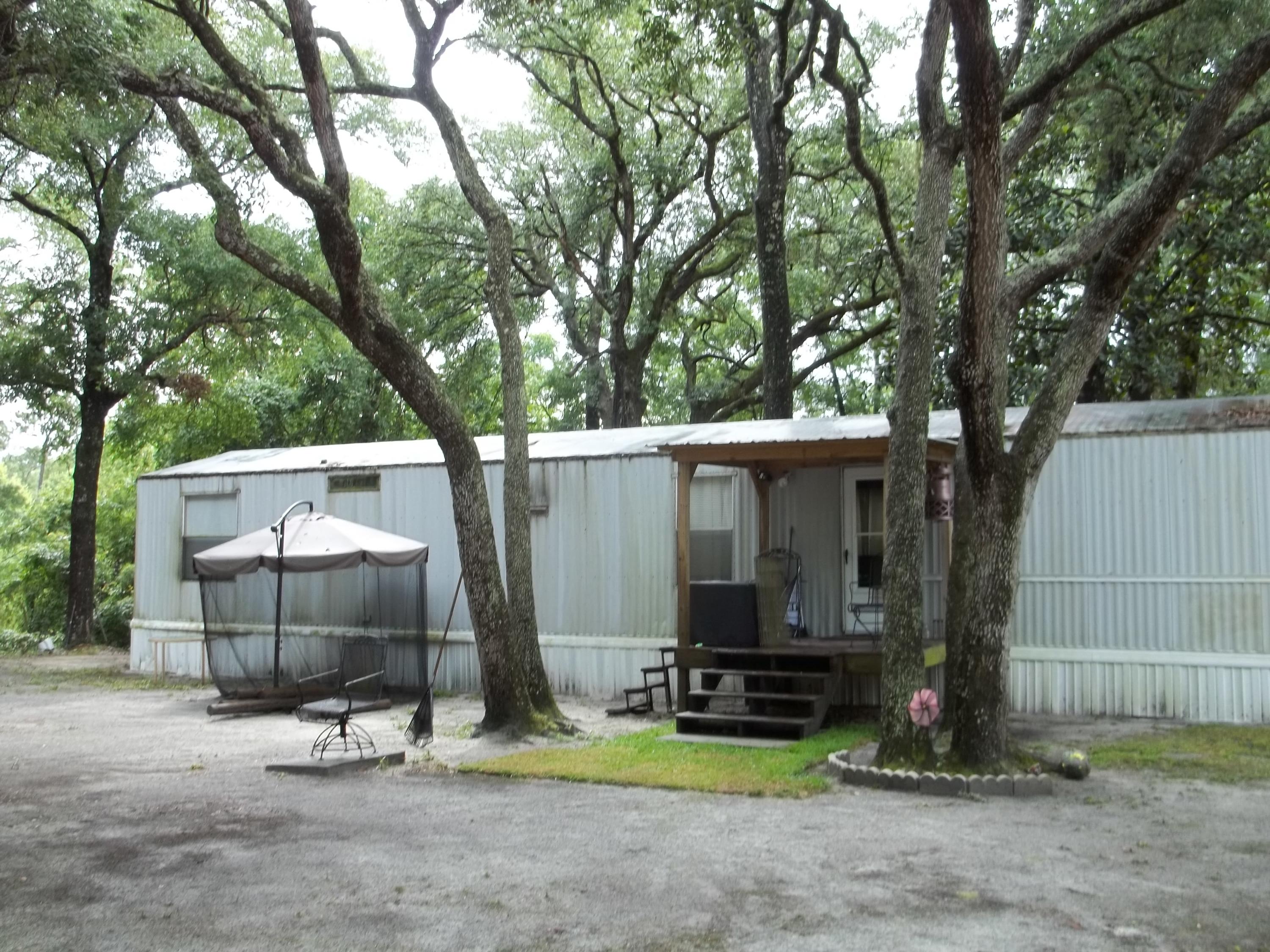 JOLLY BAY ACRES - Residential