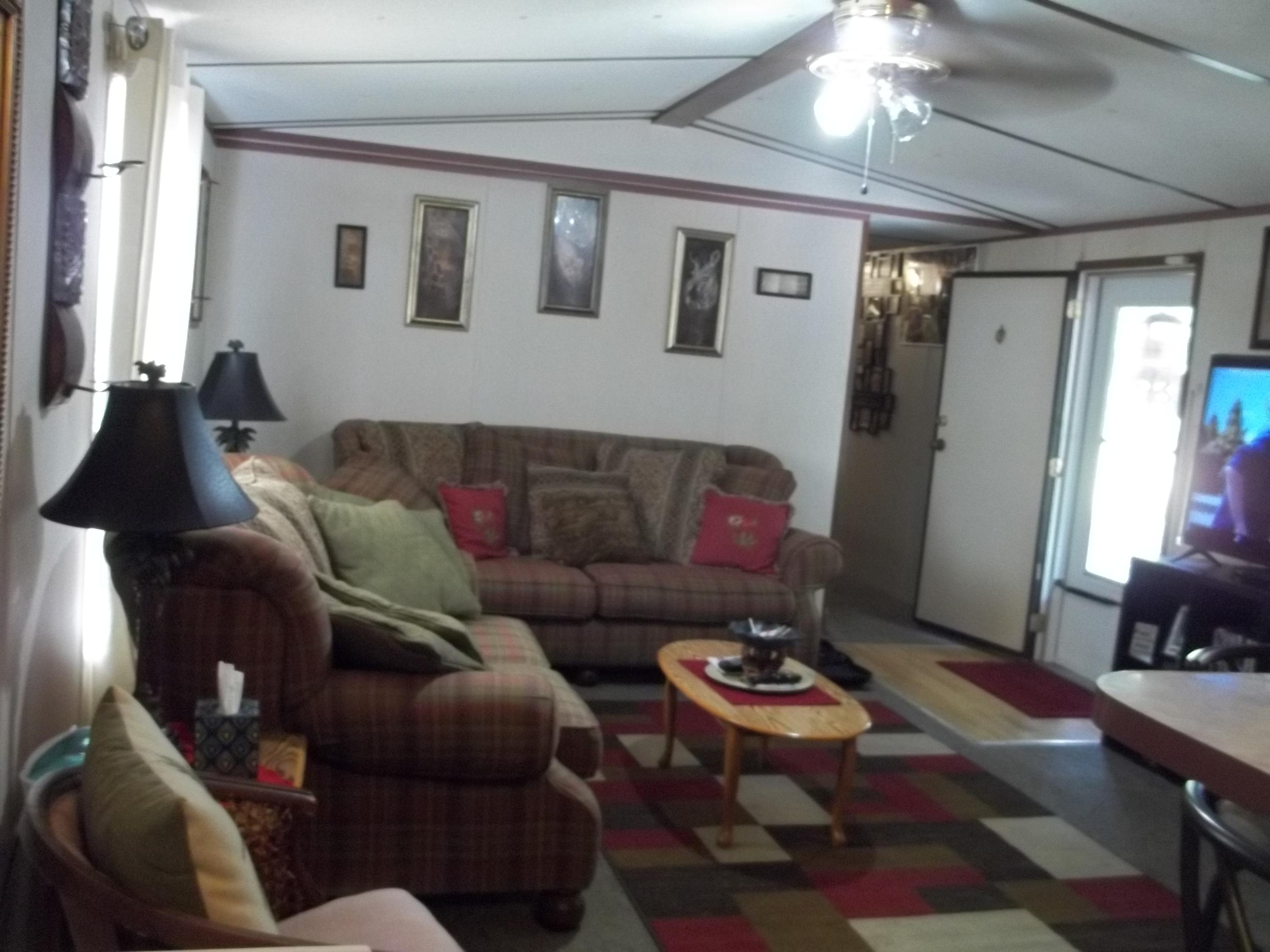 JOLLY BAY ACRES - Residential