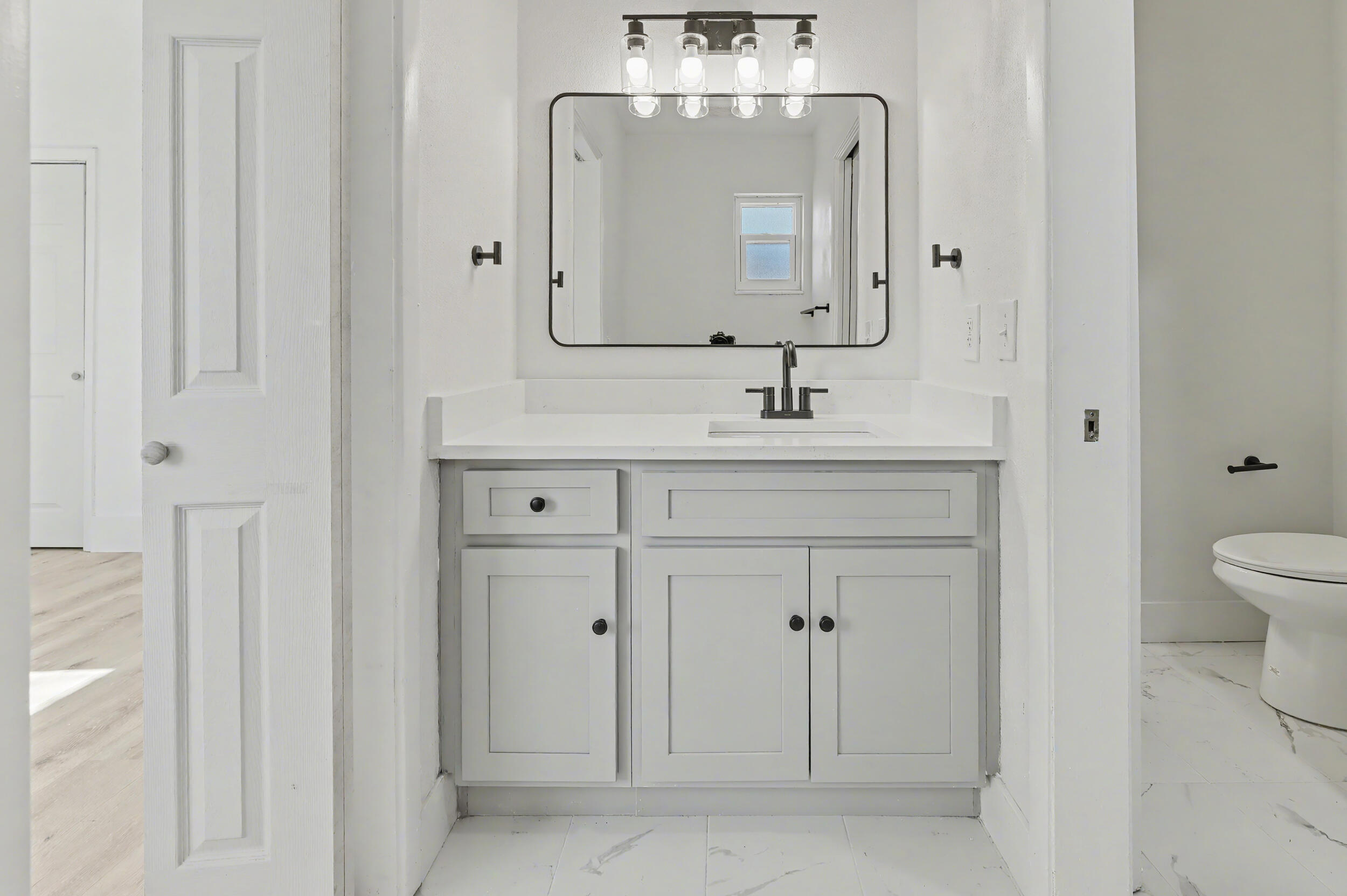 OAK TREE PARK - Residential