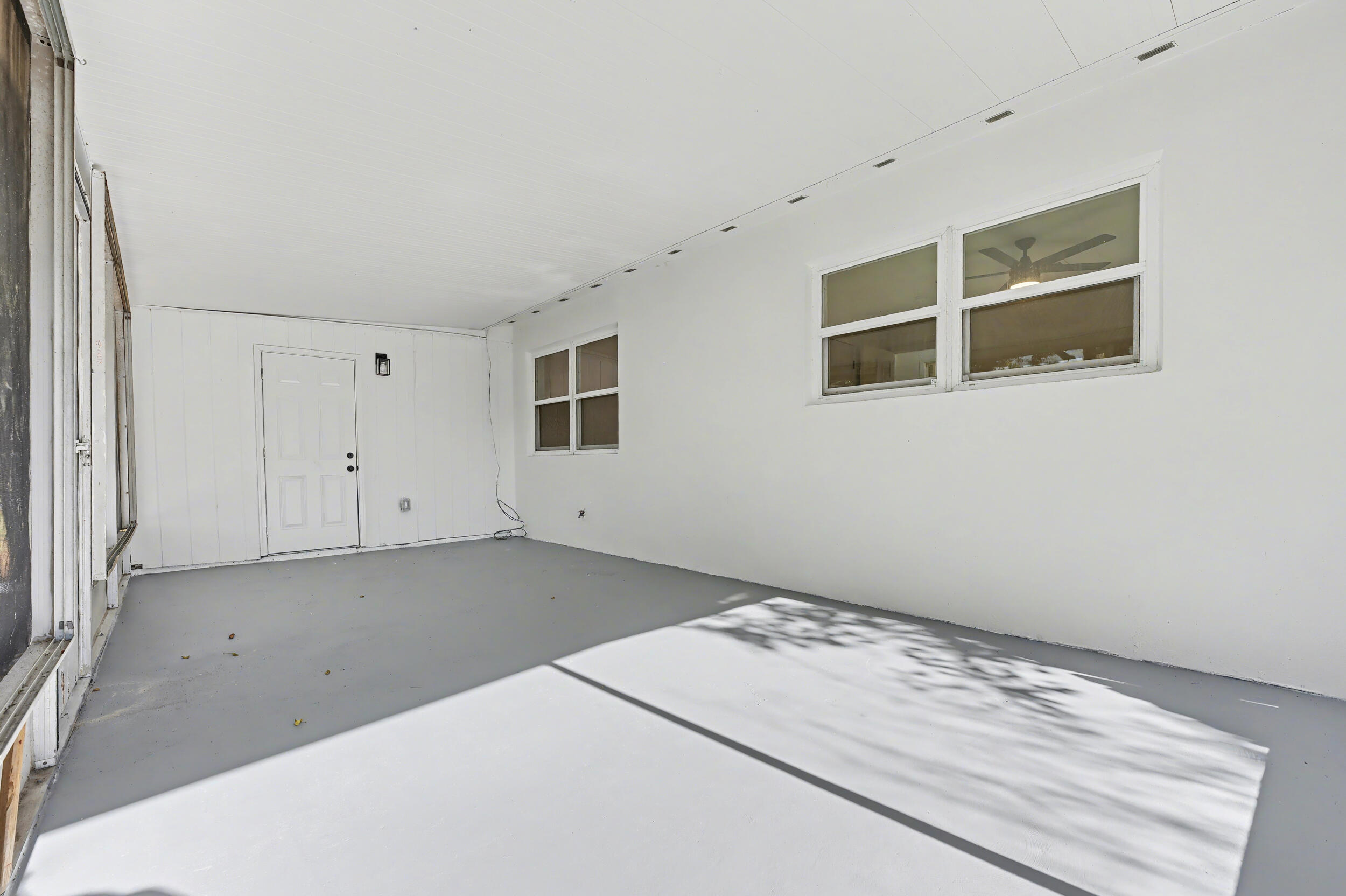 OAK TREE PARK - Residential