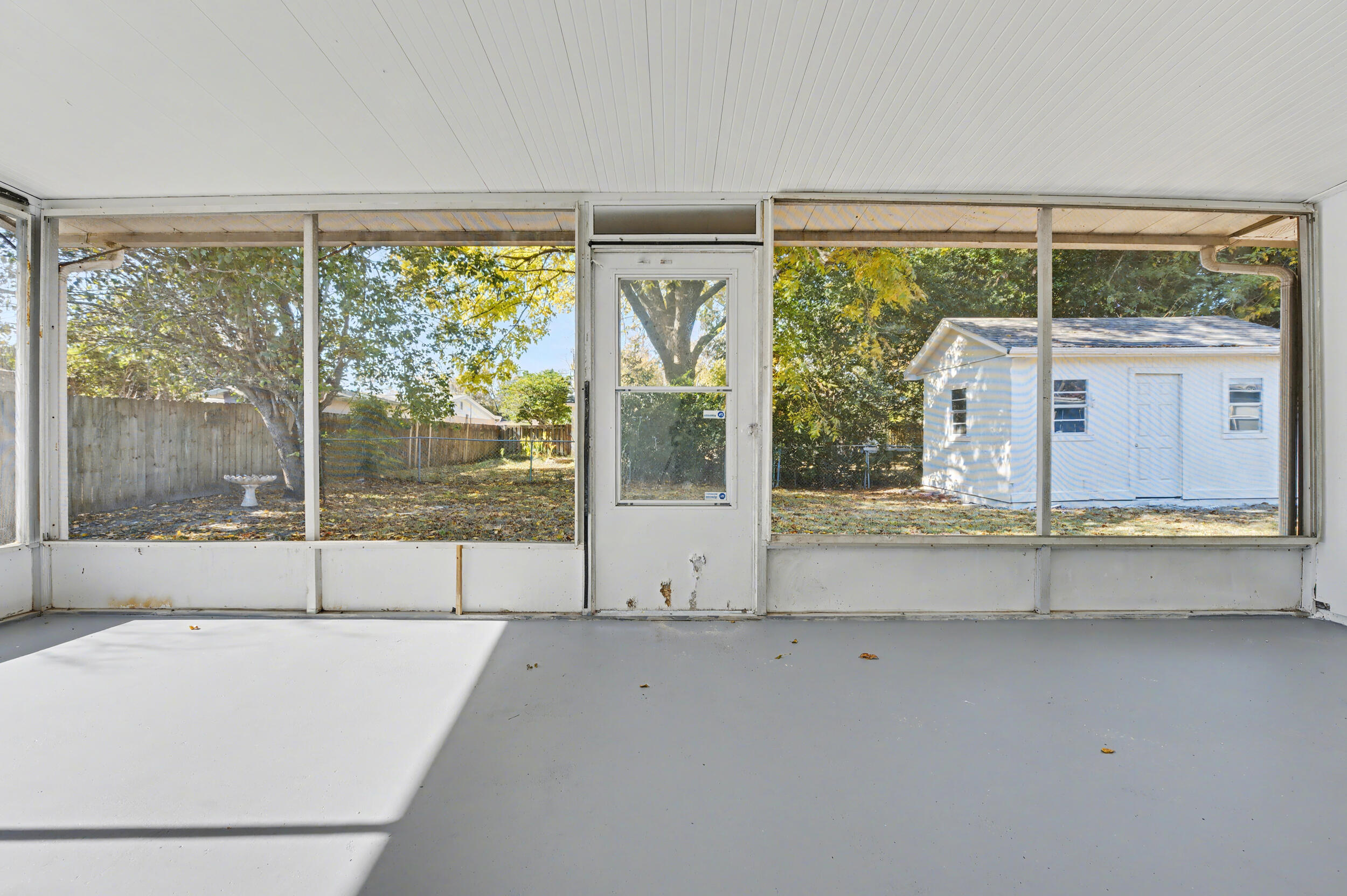 OAK TREE PARK - Residential