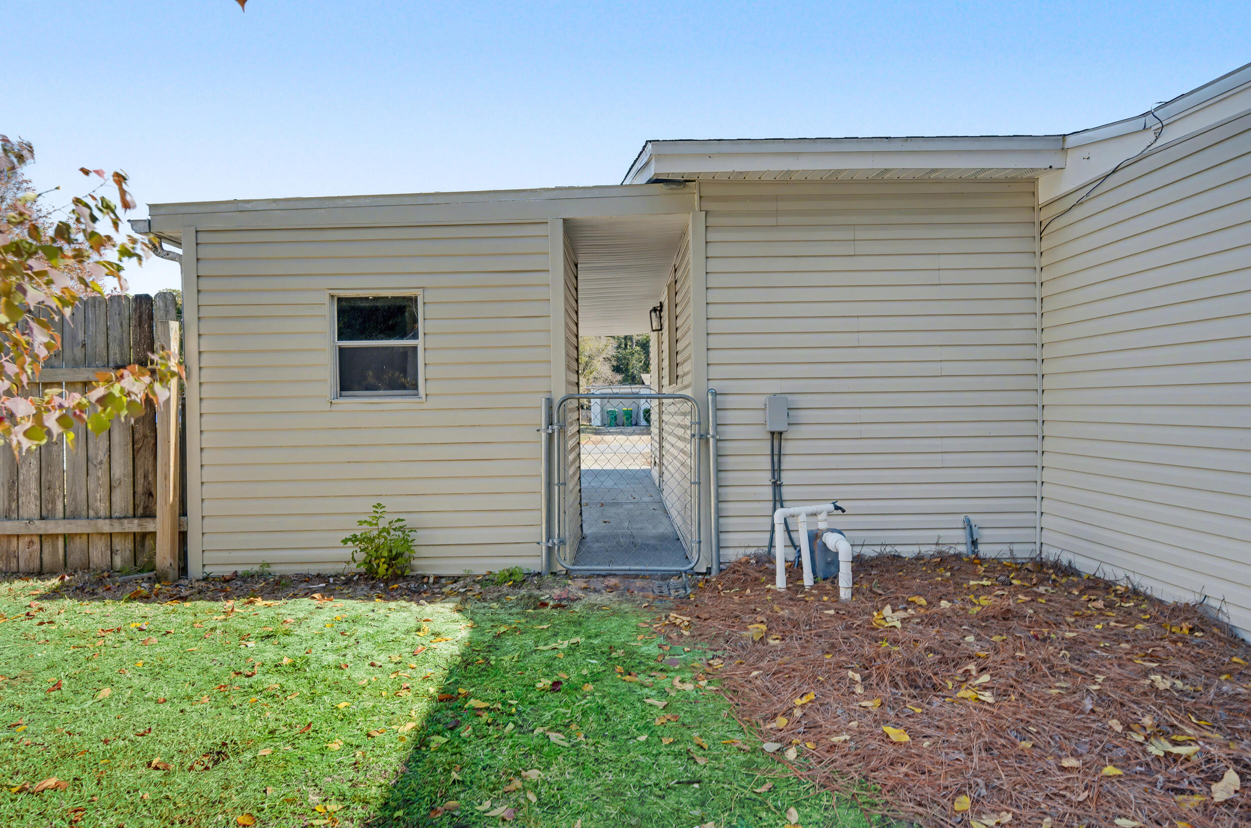 OAK TREE PARK - Residential