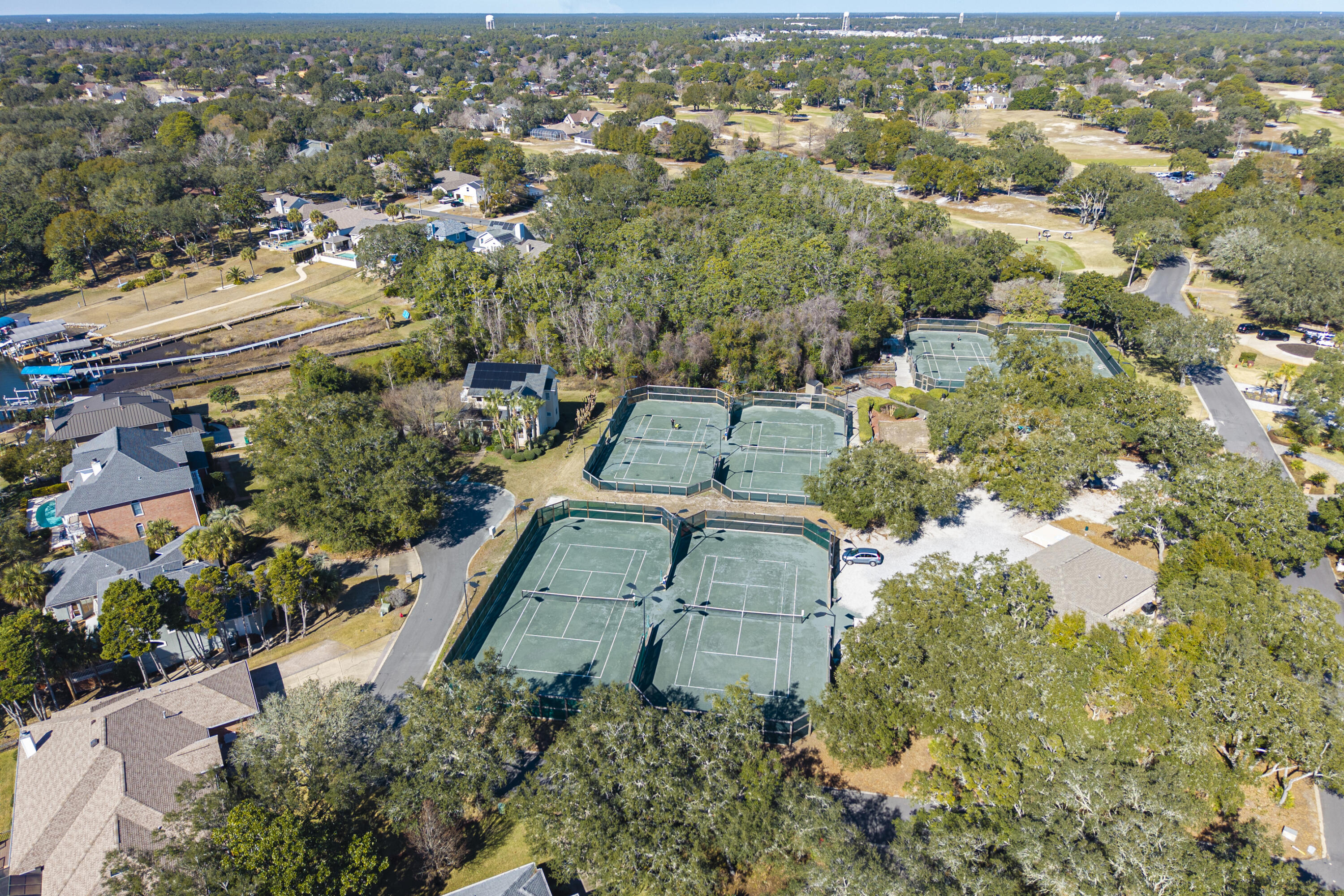 SHALIMAR POINTE S/D - Residential