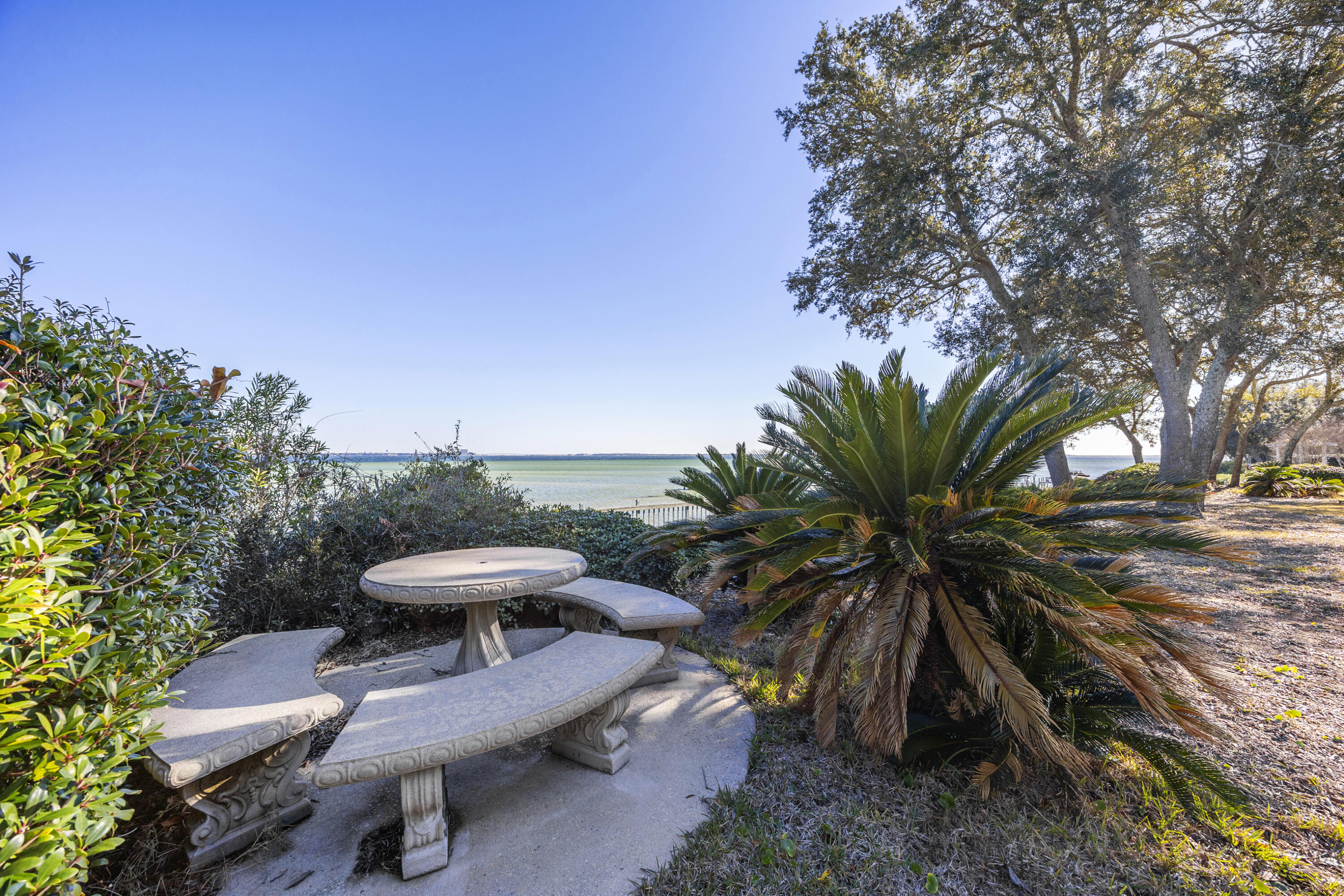 SHALIMAR POINTE S/D - Residential