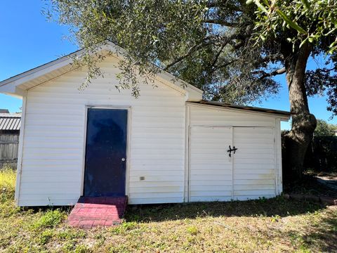 A home in Navarre