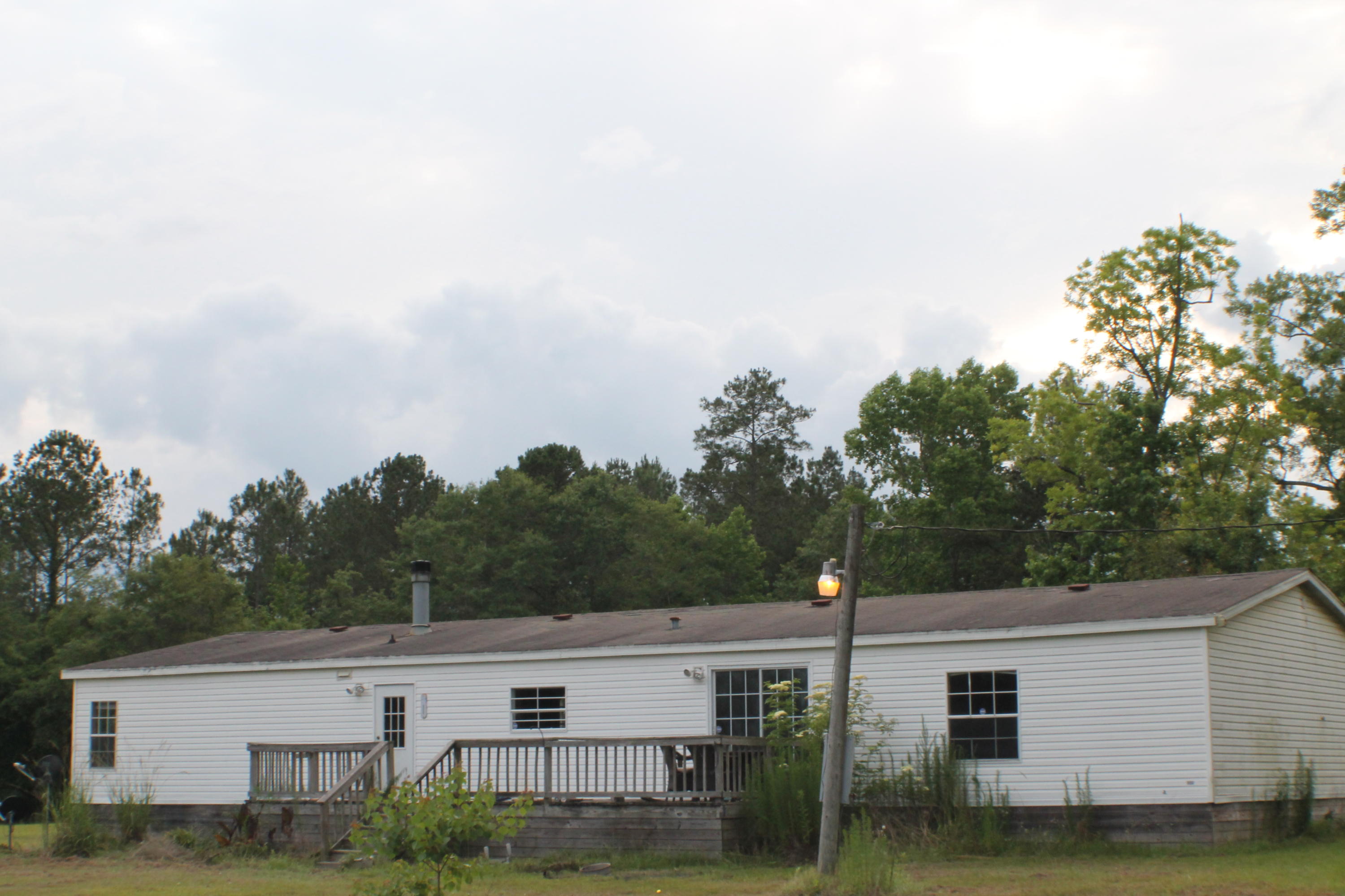 NO RECORDED SUBDIVISION - Residential