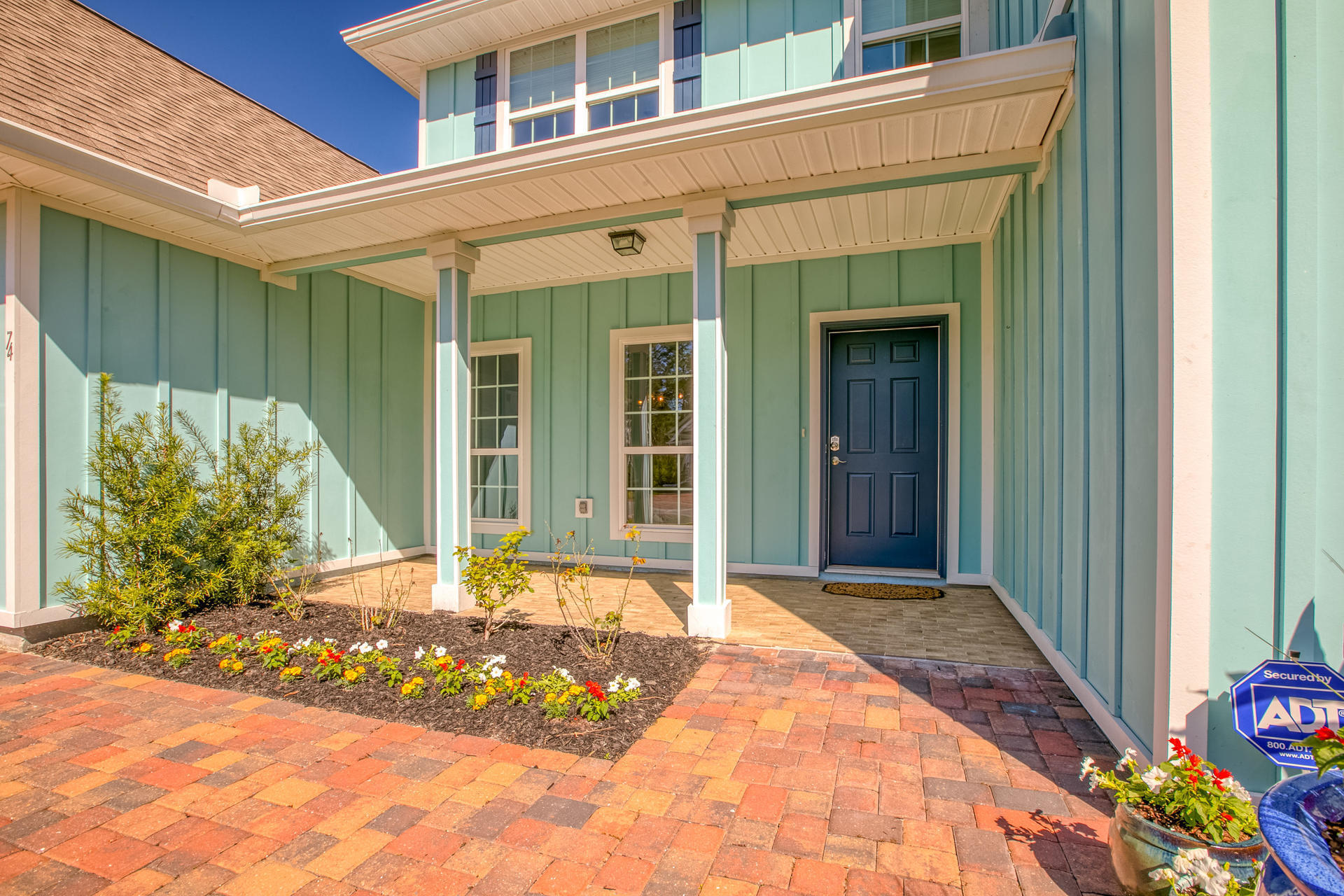 Mussett Bayou Manor - Residential