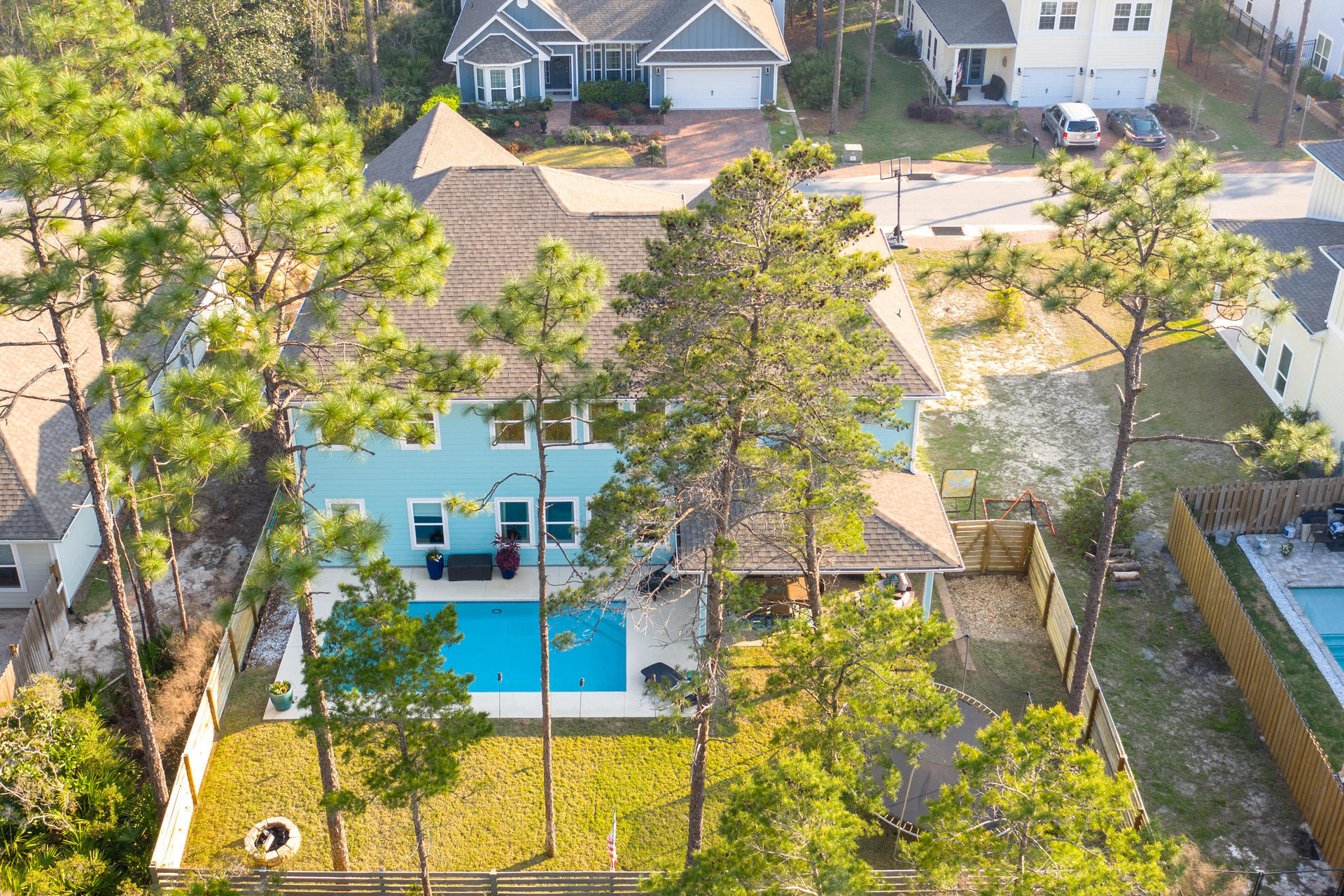 Mussett Bayou Manor - Residential