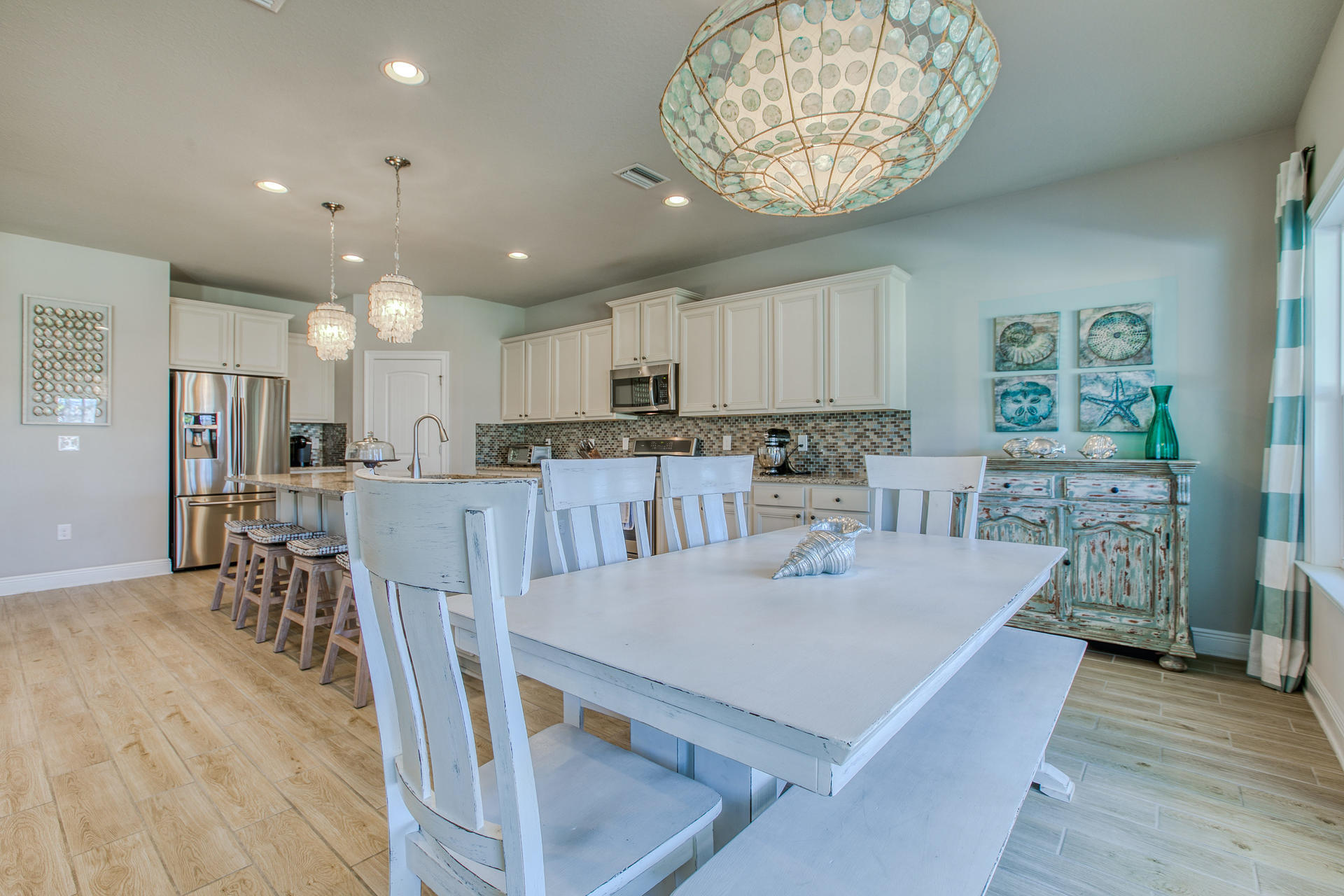 Mussett Bayou Manor - Residential