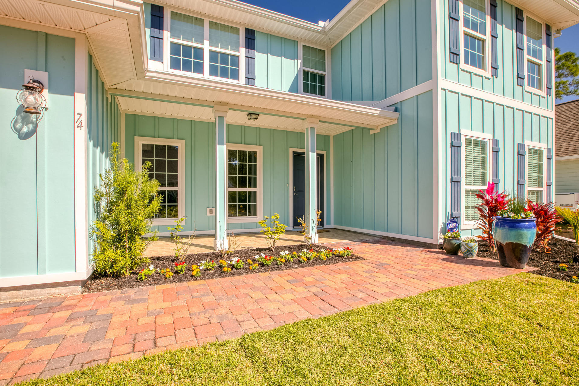 Mussett Bayou Manor - Residential