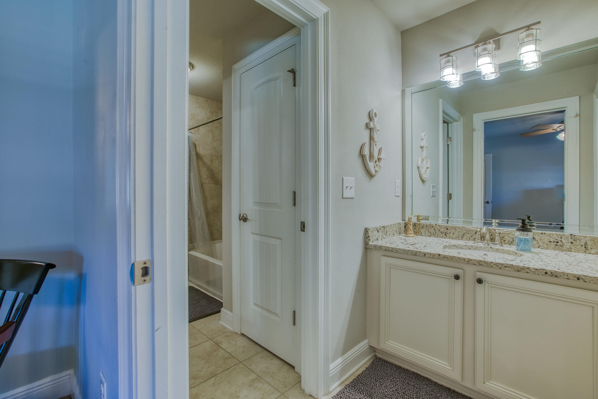 Mussett Bayou Manor - Residential