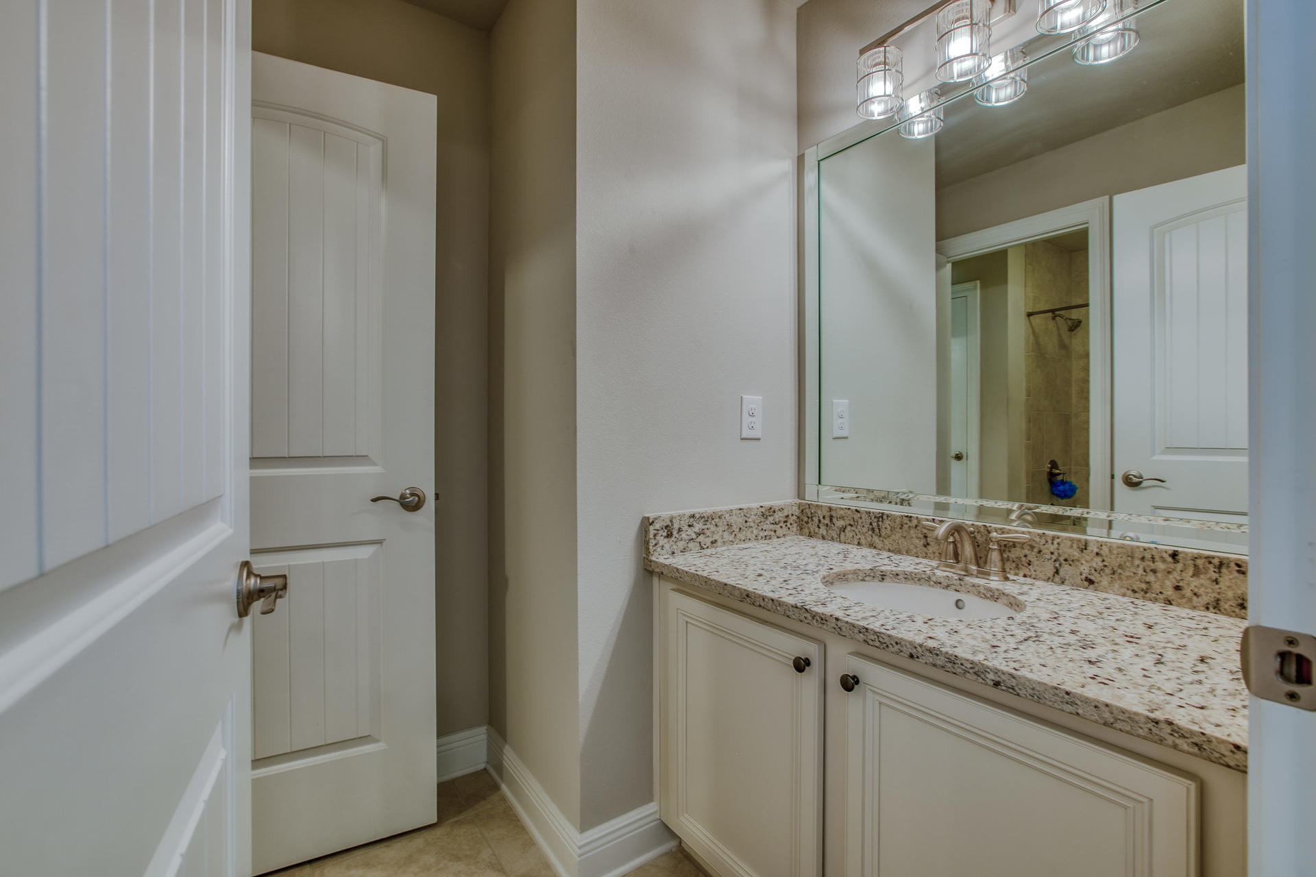 Mussett Bayou Manor - Residential