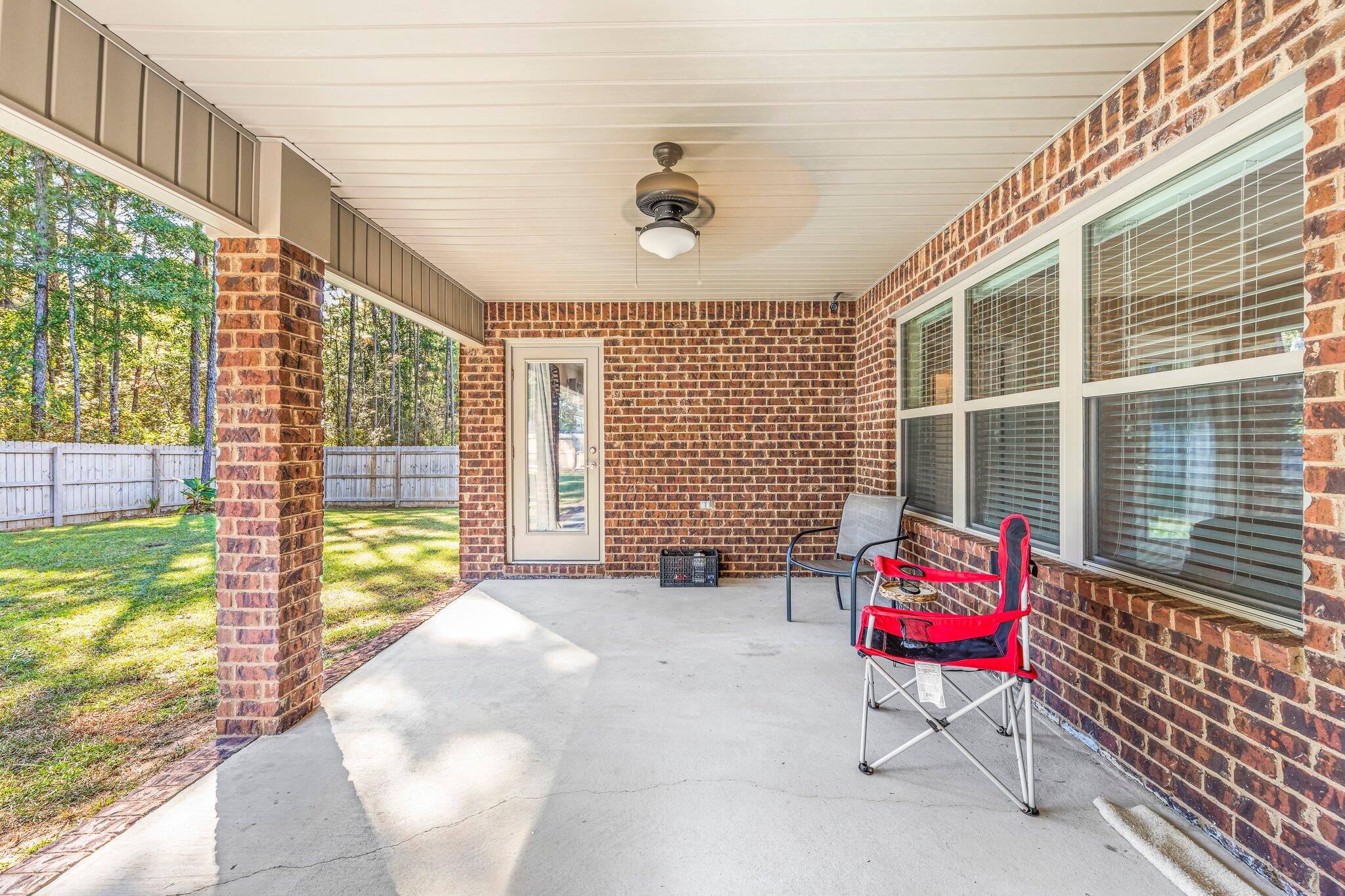 Nature Lake - Residential
