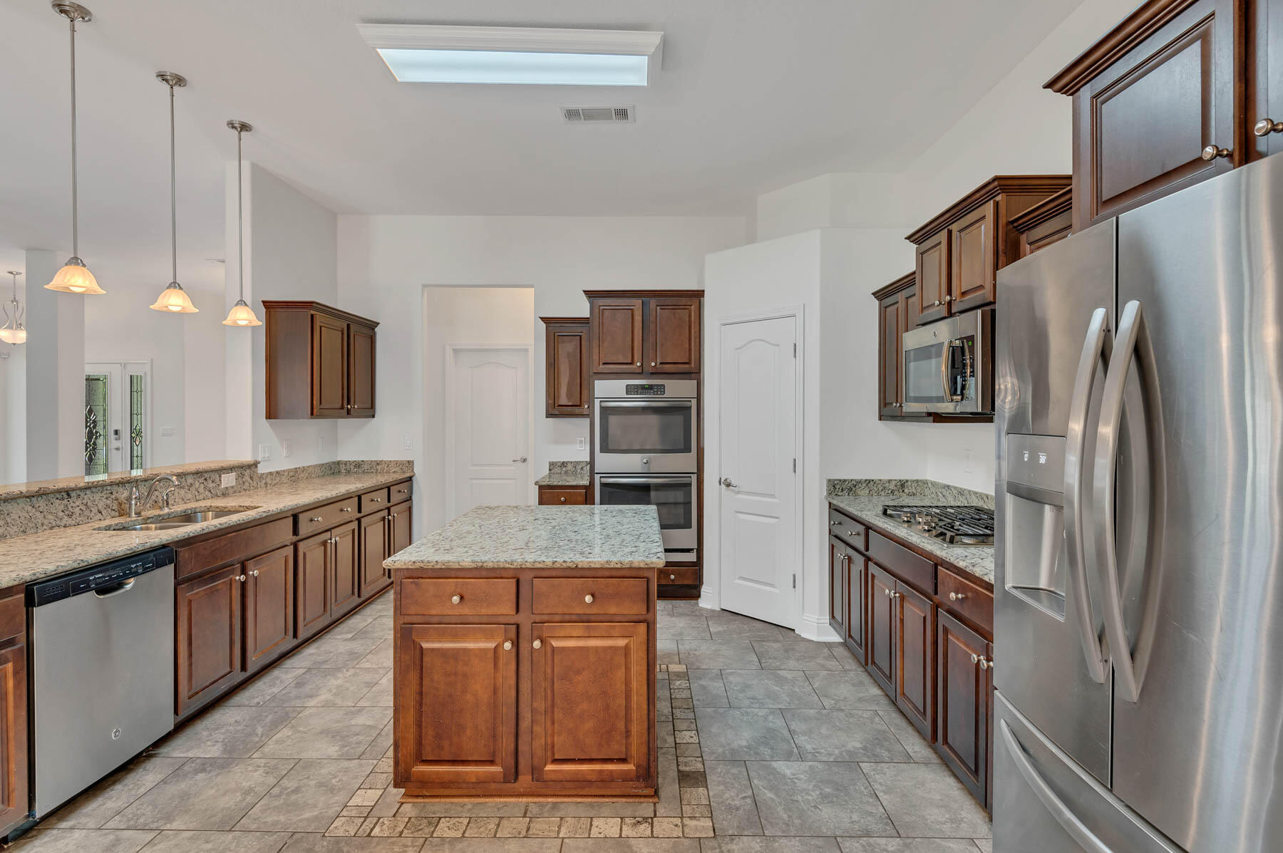 Nature Lake - Residential