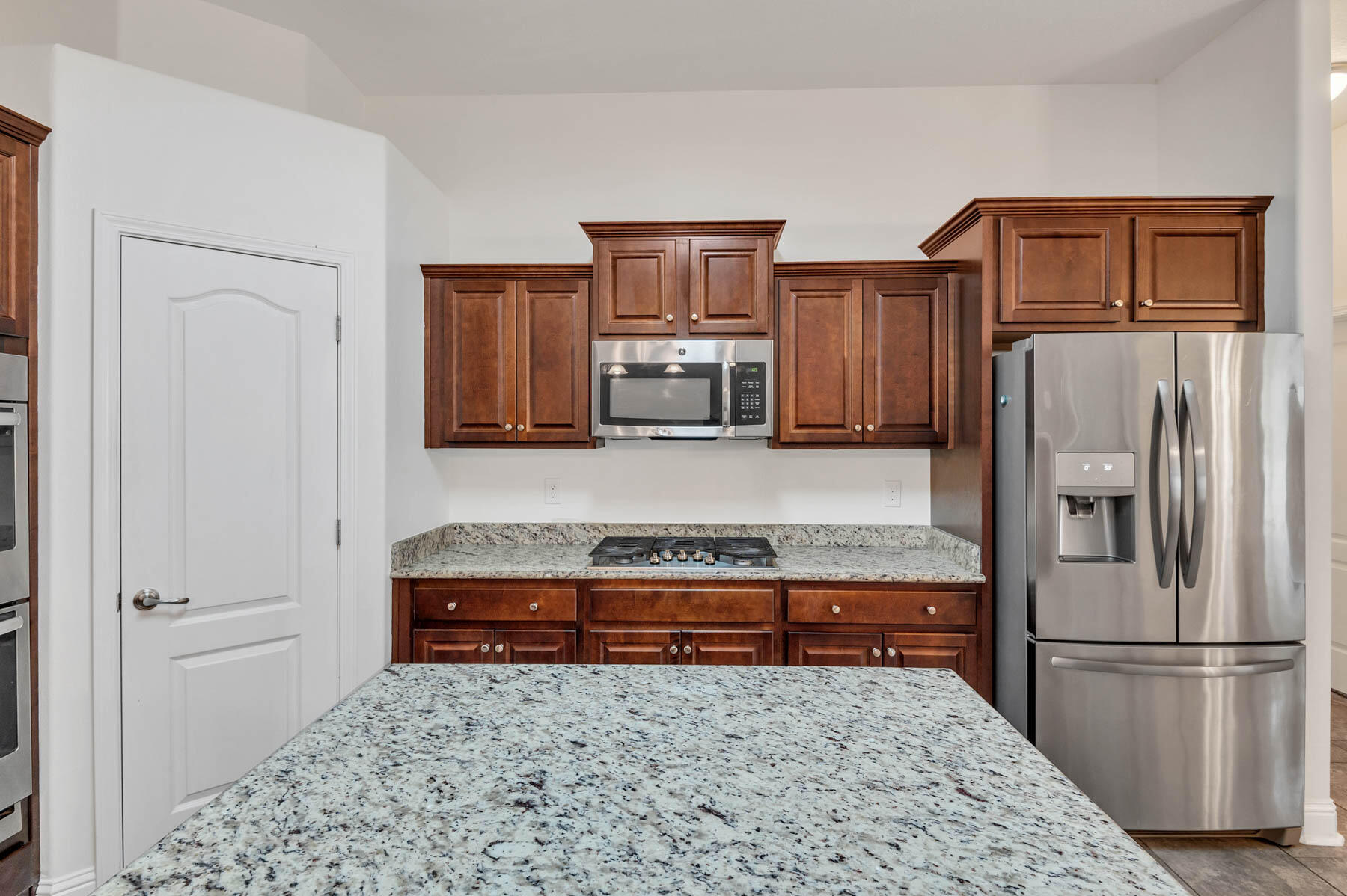 Nature Lake - Residential