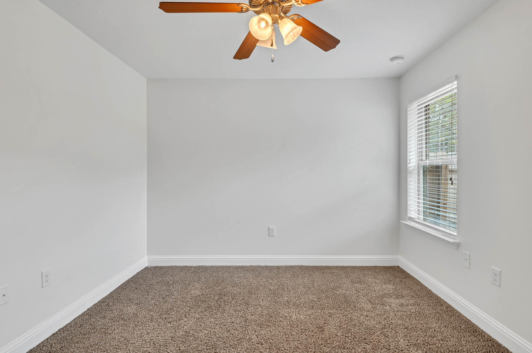 Nature Lake - Residential