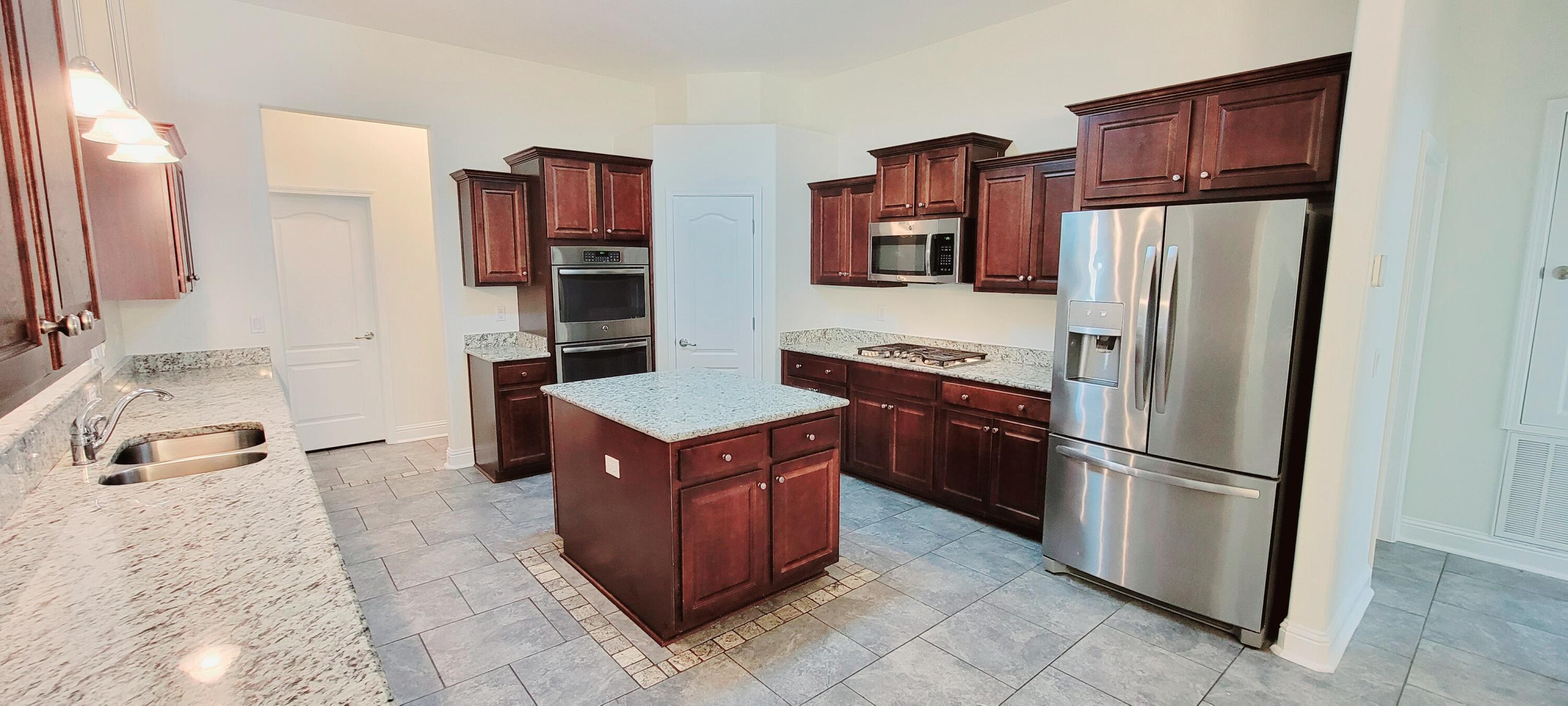 Nature Lake - Residential