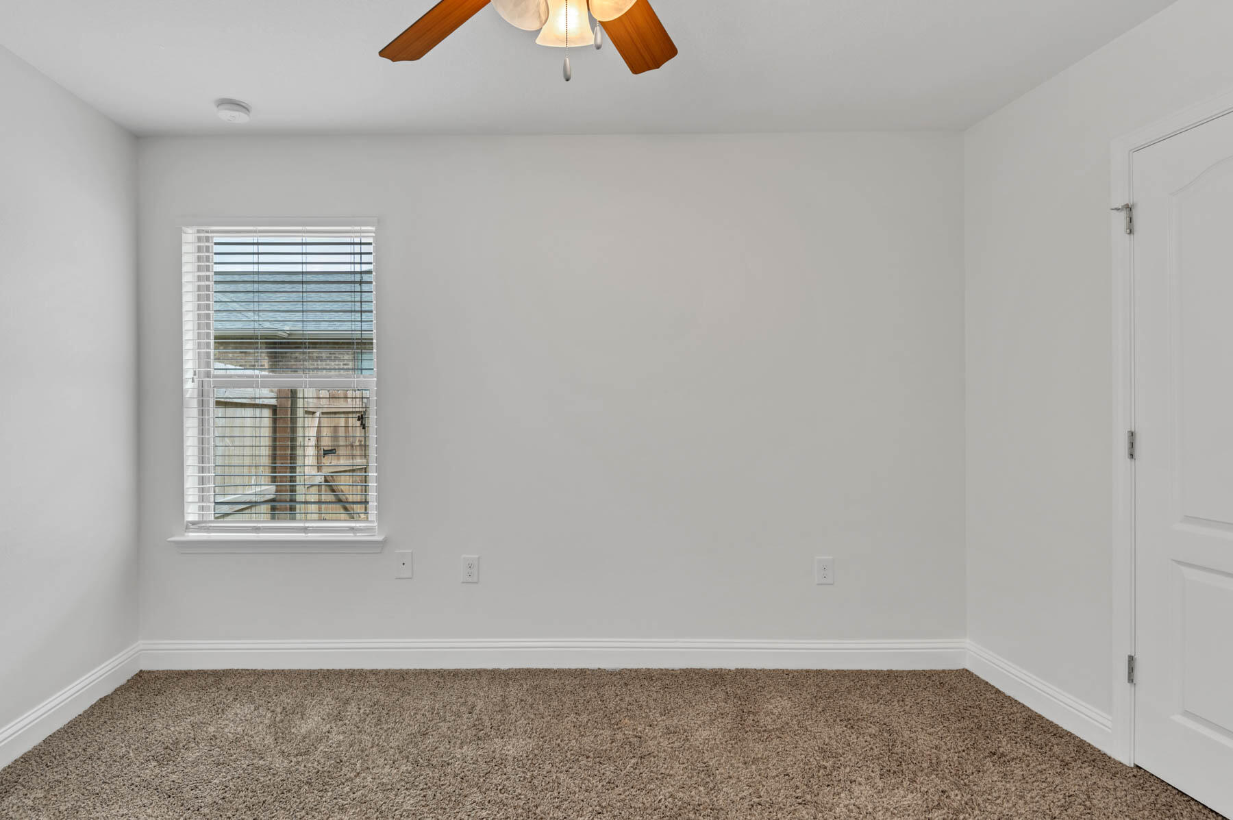 Nature Lake - Residential