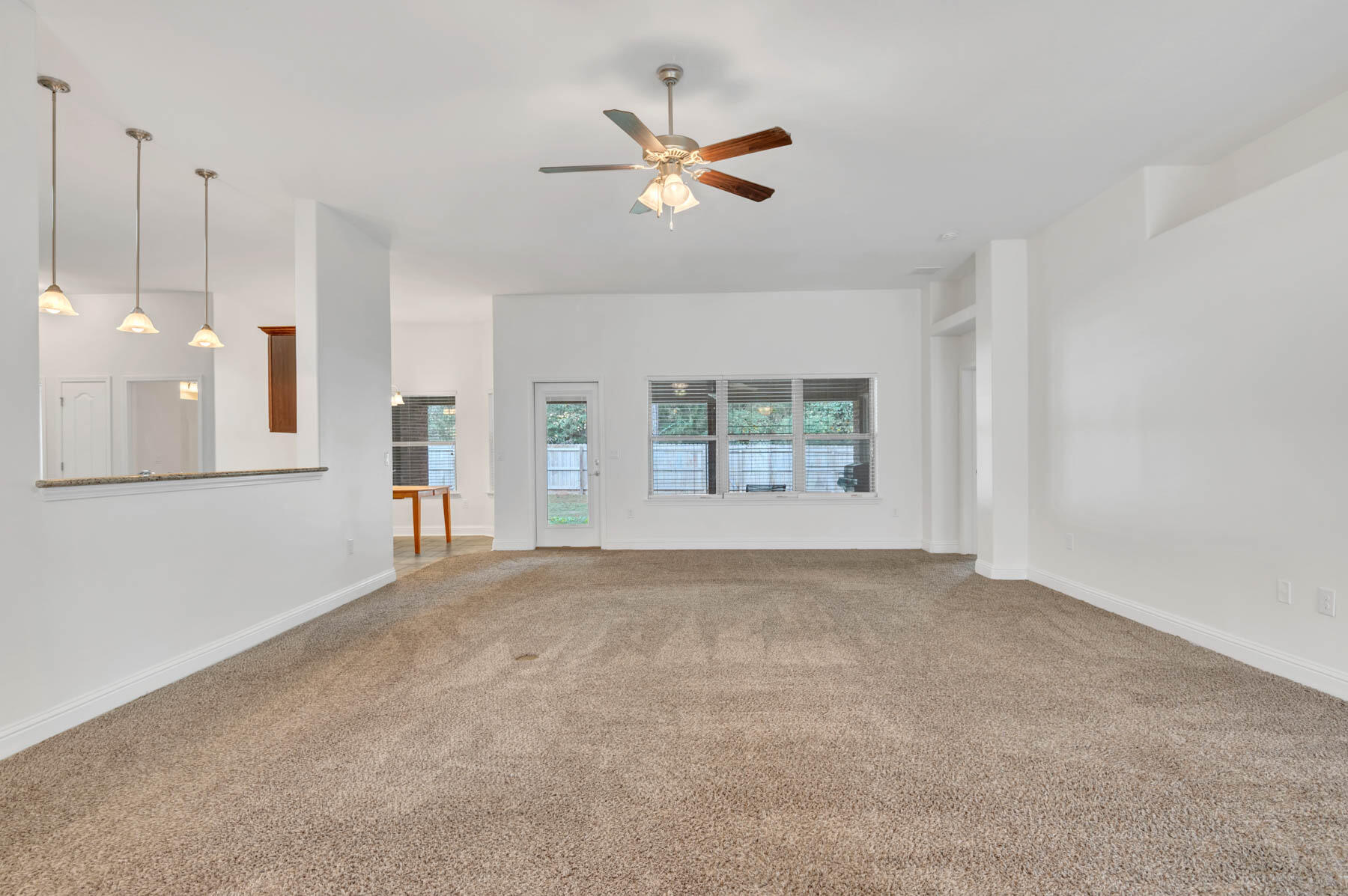 Nature Lake - Residential