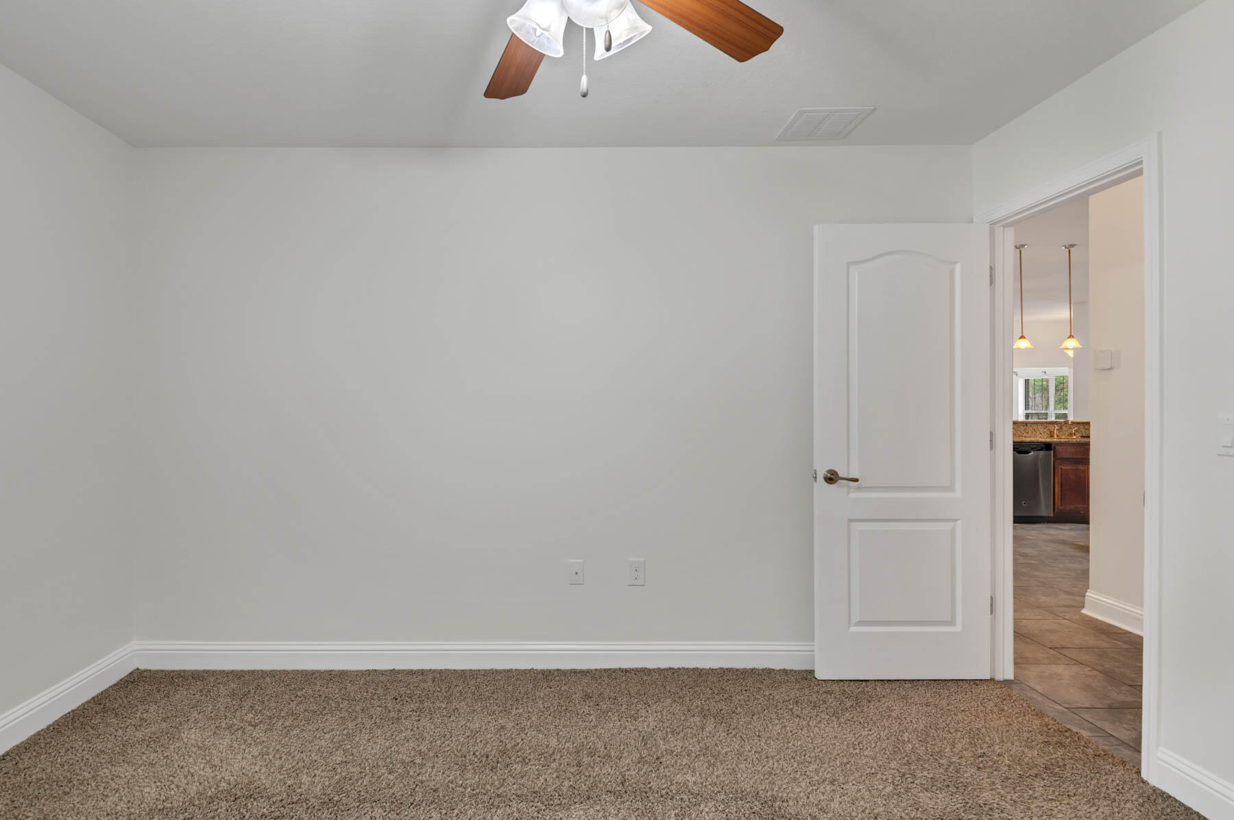 Nature Lake - Residential