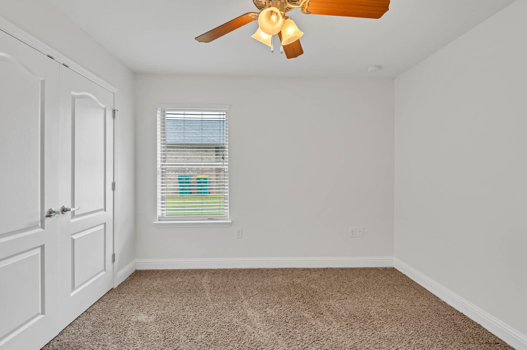 Nature Lake - Residential