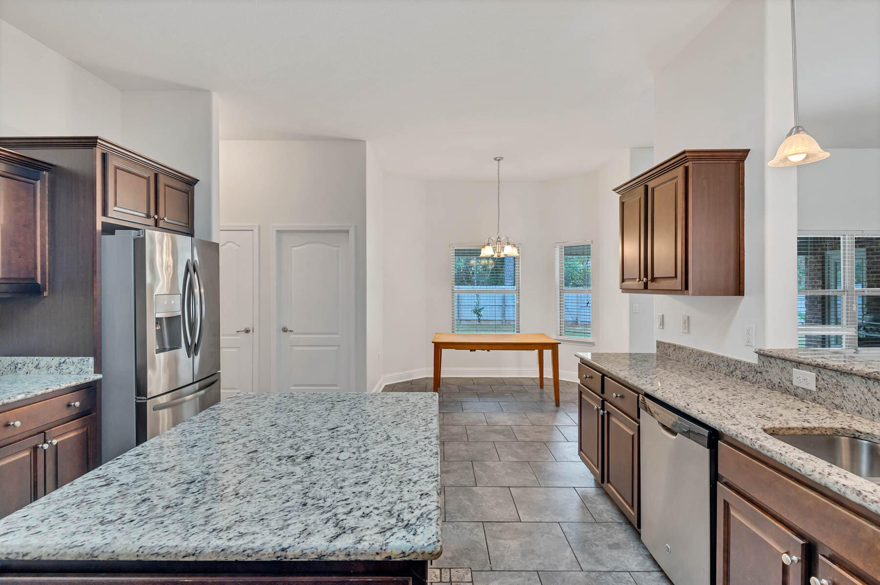 Nature Lake - Residential