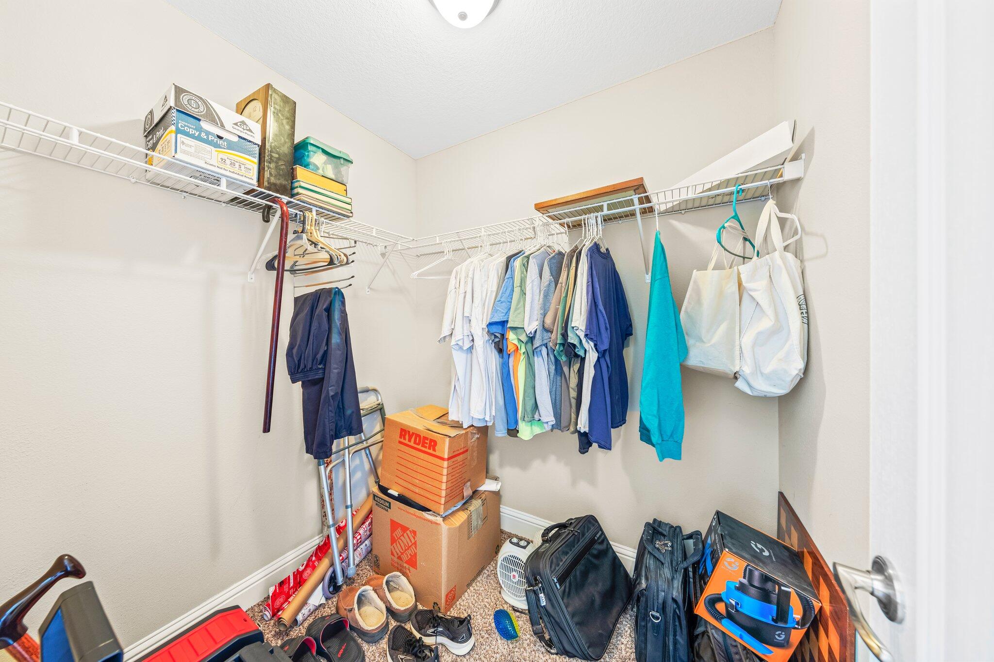 Nature Lake - Residential