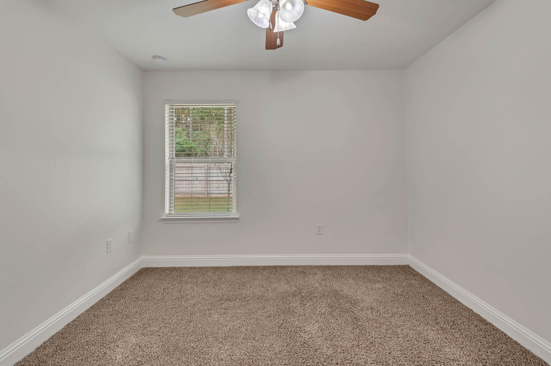 Nature Lake - Residential