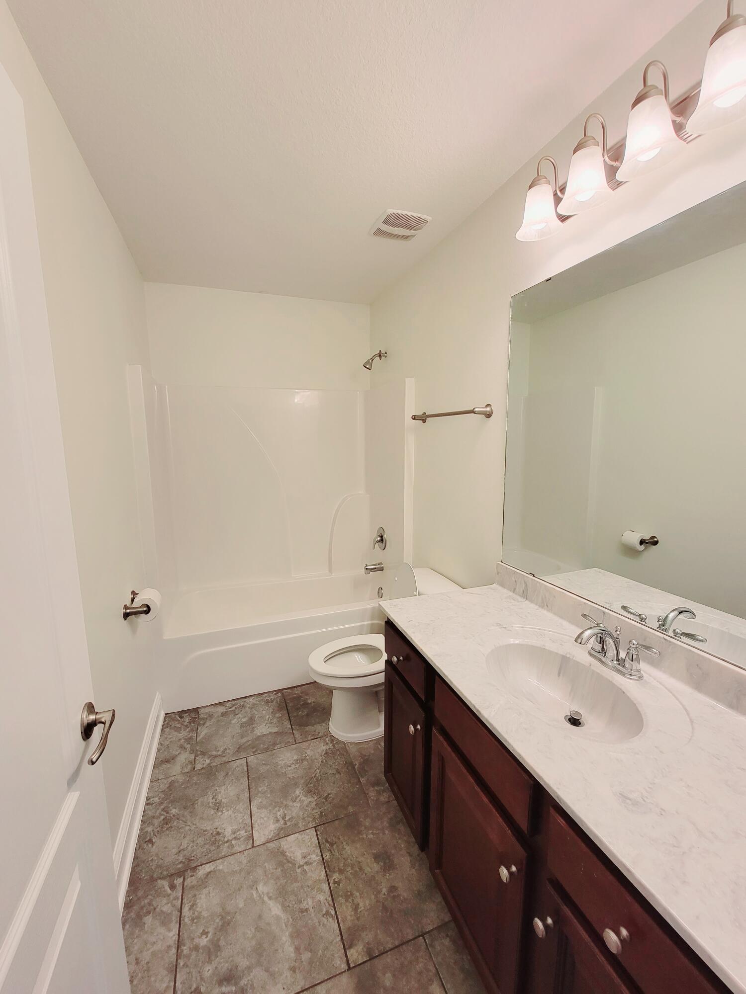 Nature Lake - Residential