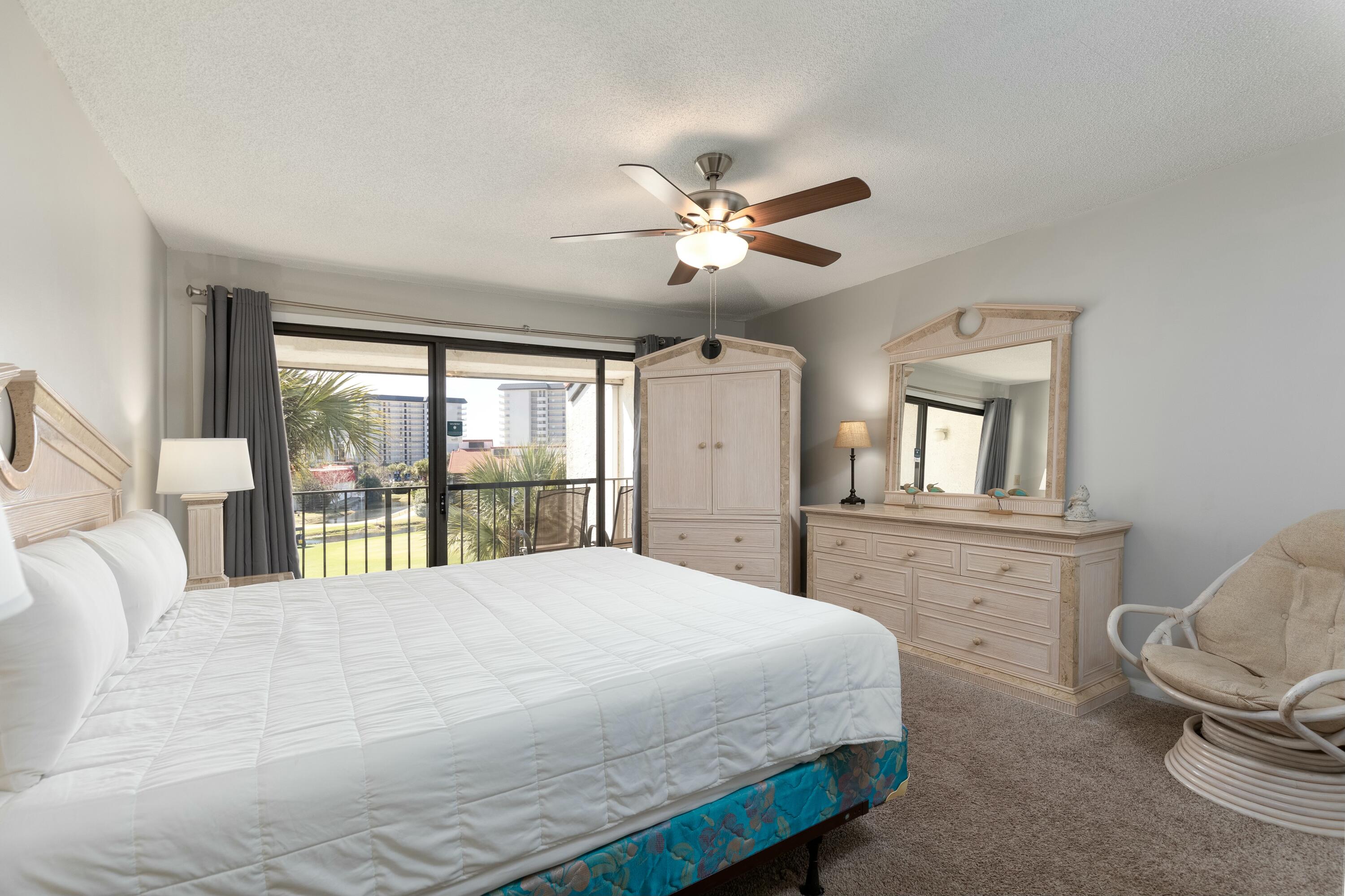 EDGEWATER GOLF VILLAS 2A CONDO - Residential