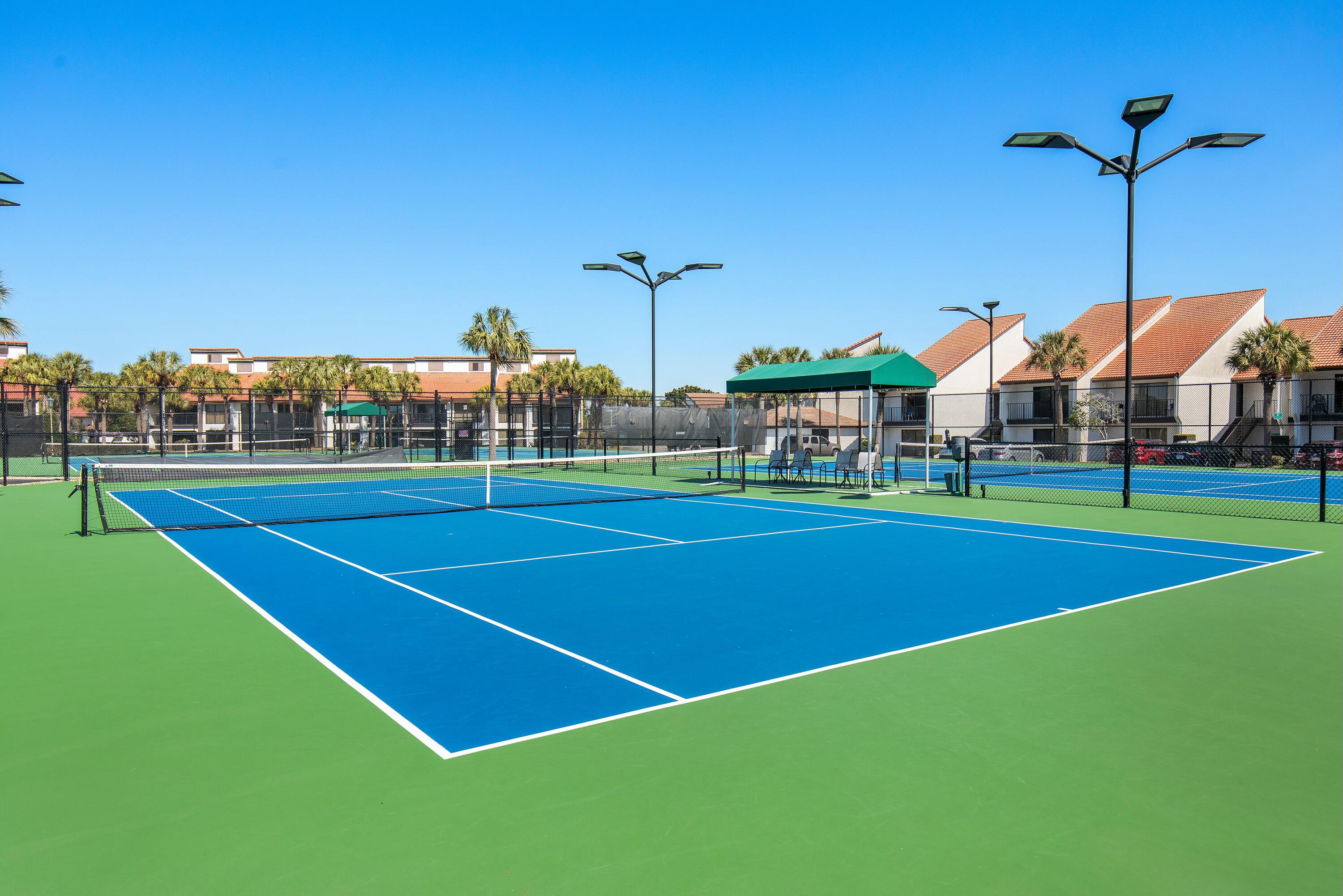 EDGEWATER GOLF VILLAS 2A CONDO - Residential