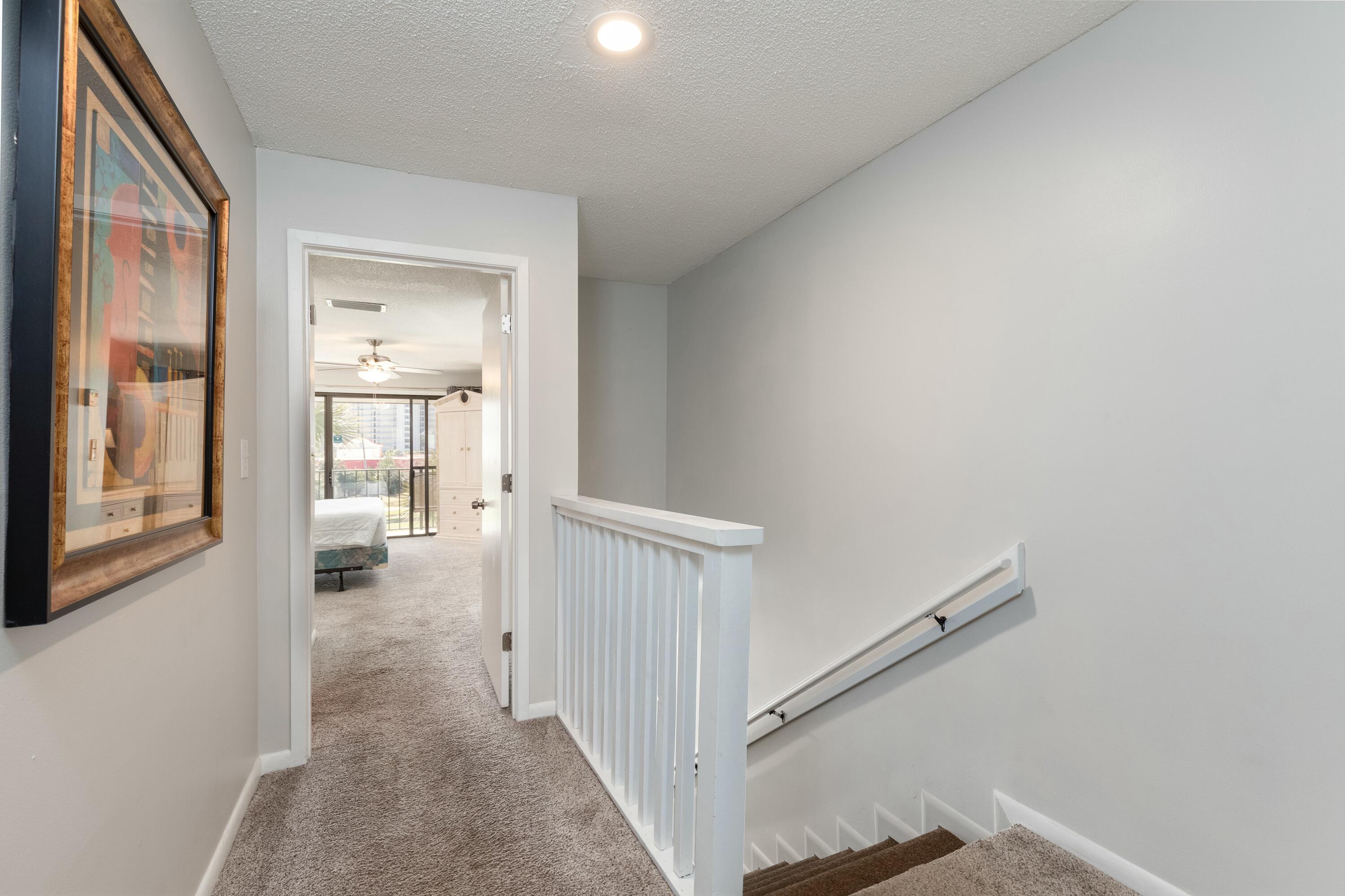 EDGEWATER GOLF VILLAS 2A CONDO - Residential