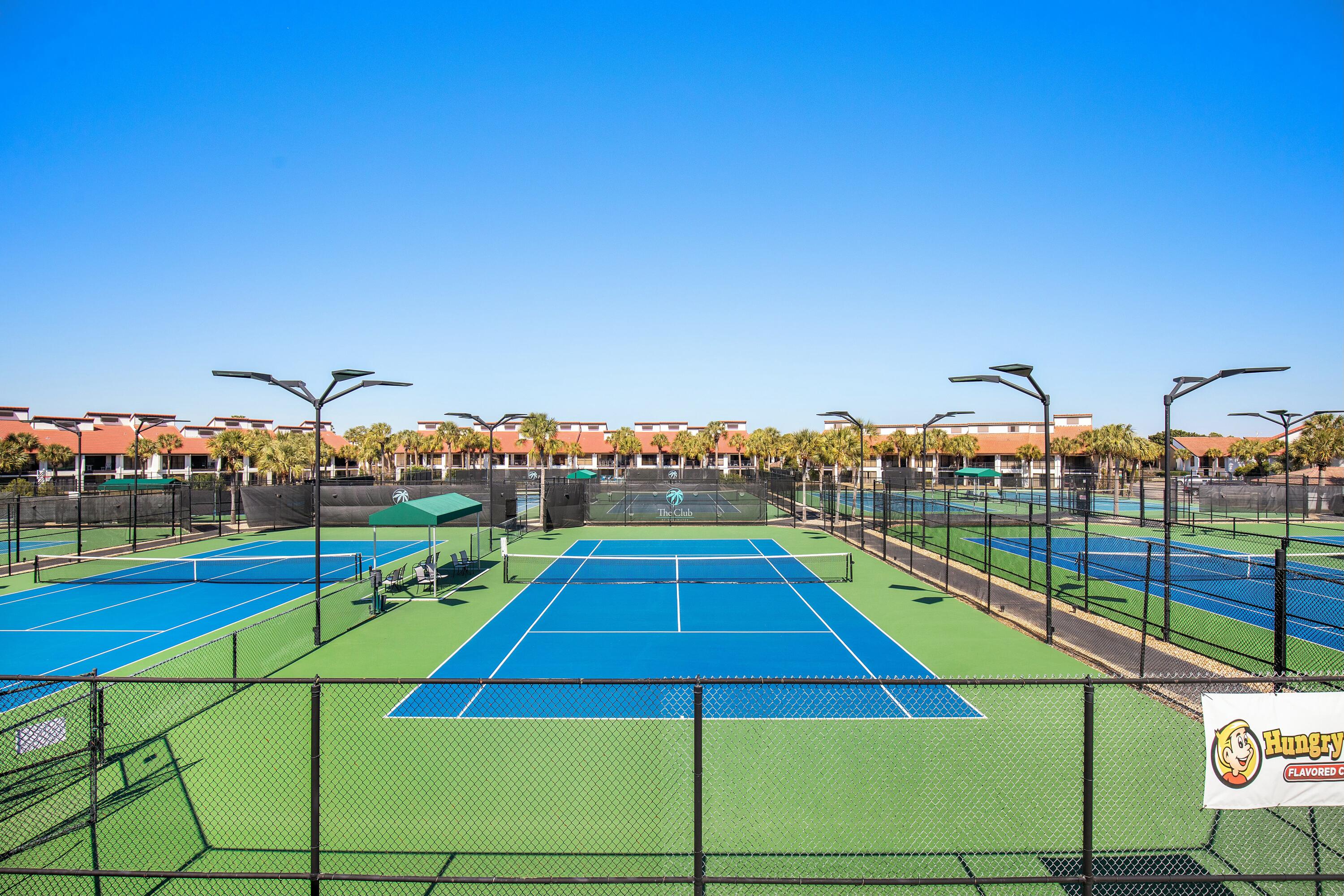 EDGEWATER GOLF VILLAS 2A CONDO - Residential