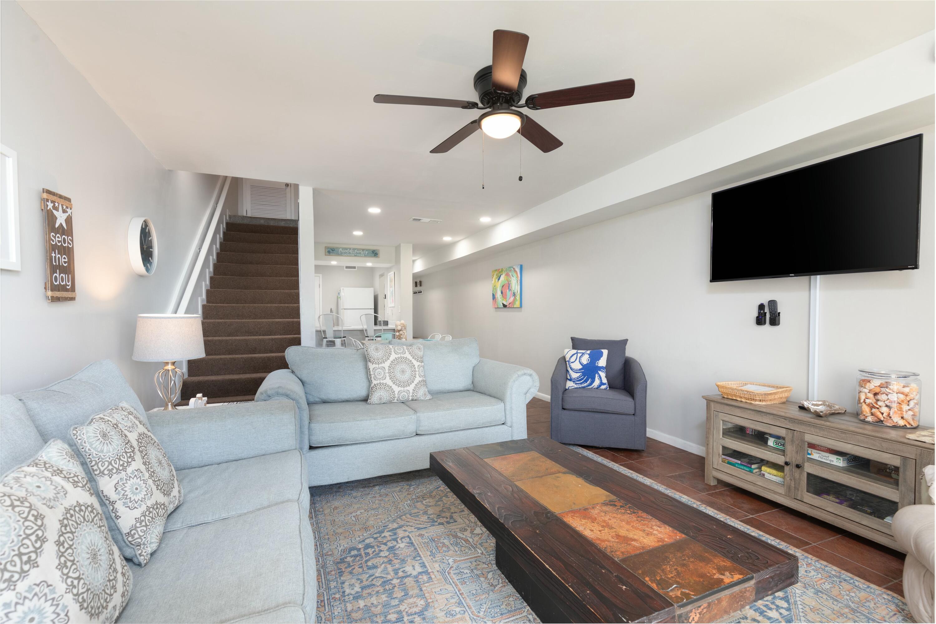 EDGEWATER GOLF VILLAS 2A CONDO - Residential