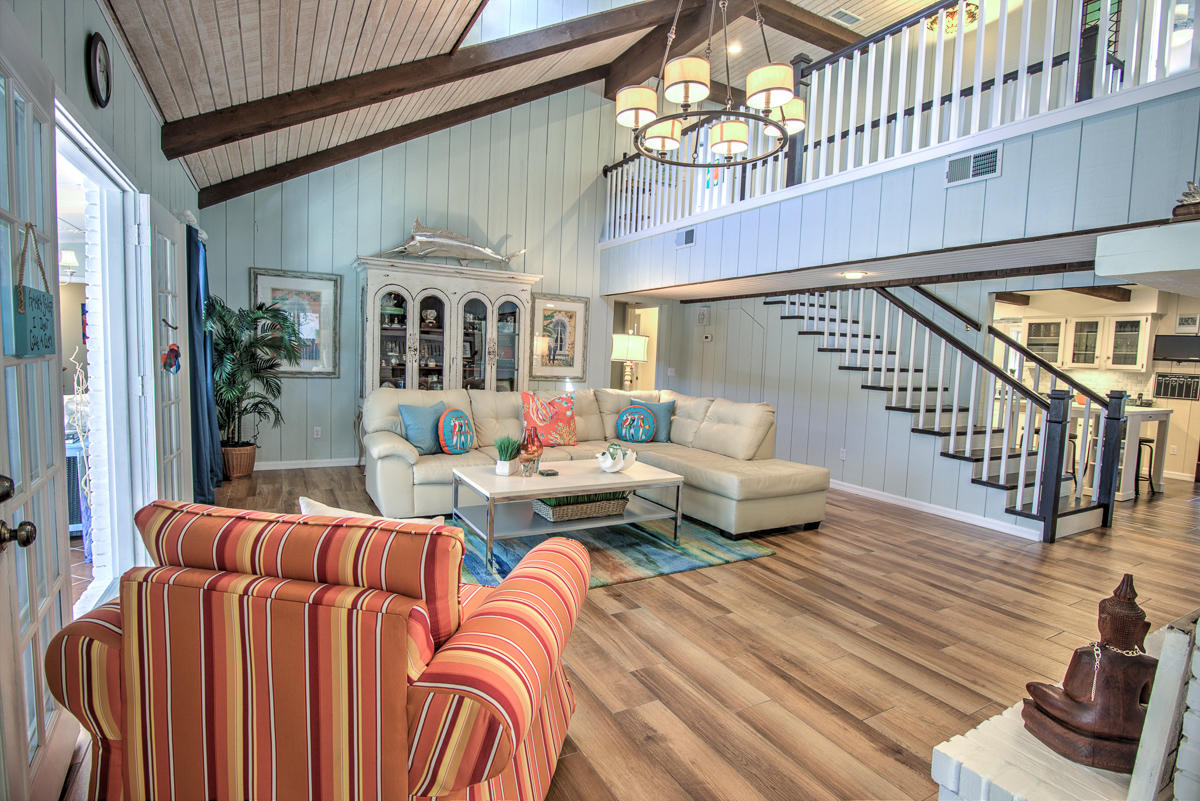 GRAND LAGOON SHORES UNIT 01 - Residential