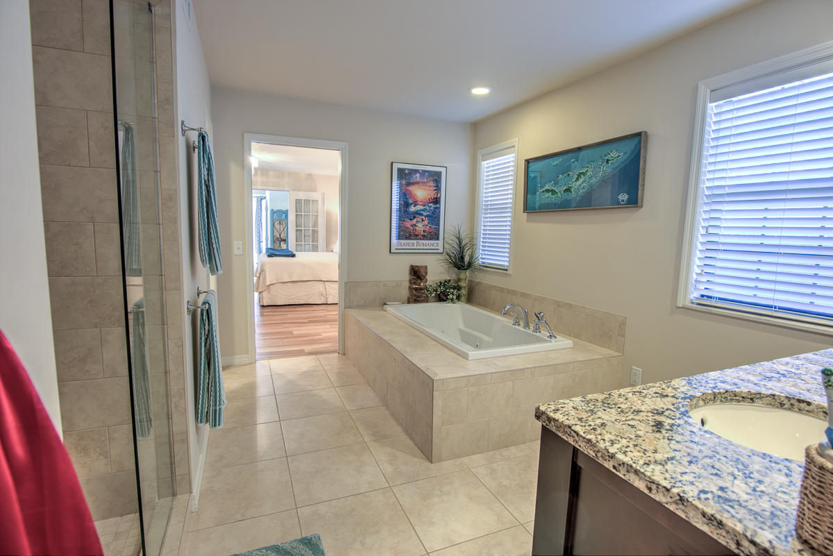 GRAND LAGOON SHORES UNIT 01 - Residential