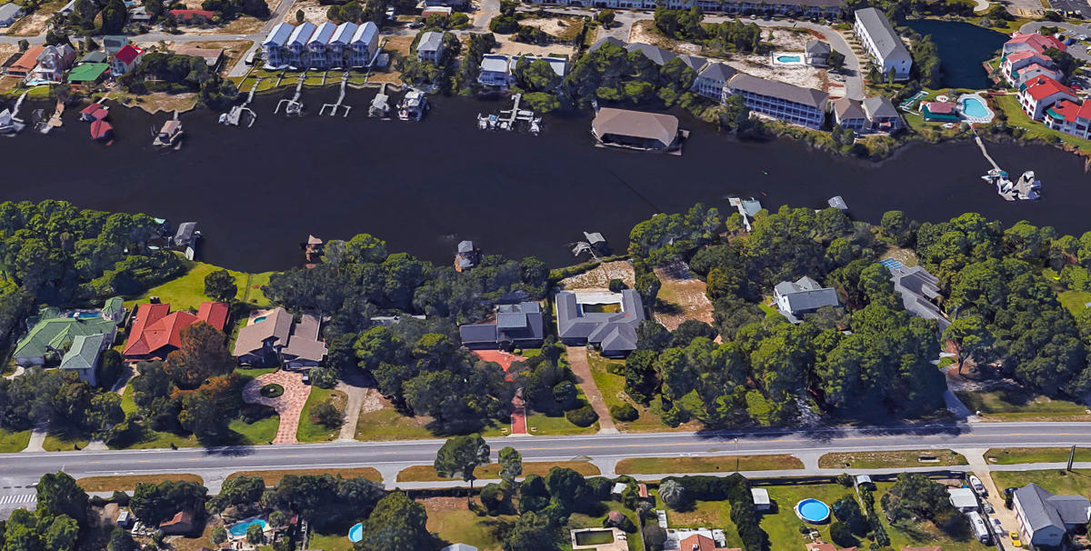 GRAND LAGOON SHORES UNIT 01 - Residential