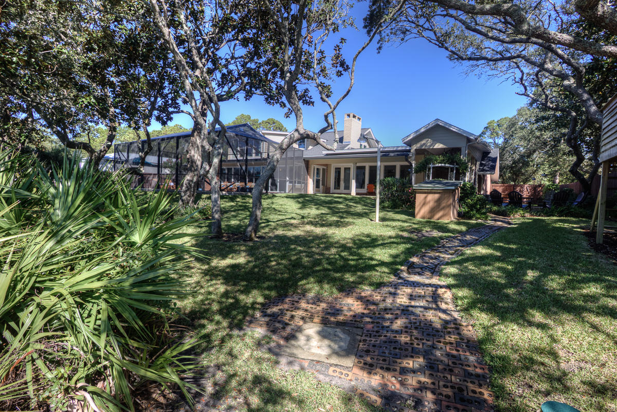 GRAND LAGOON SHORES UNIT 01 - Residential