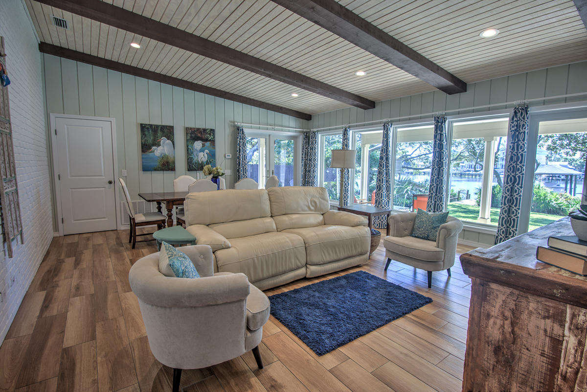 GRAND LAGOON SHORES UNIT 01 - Residential