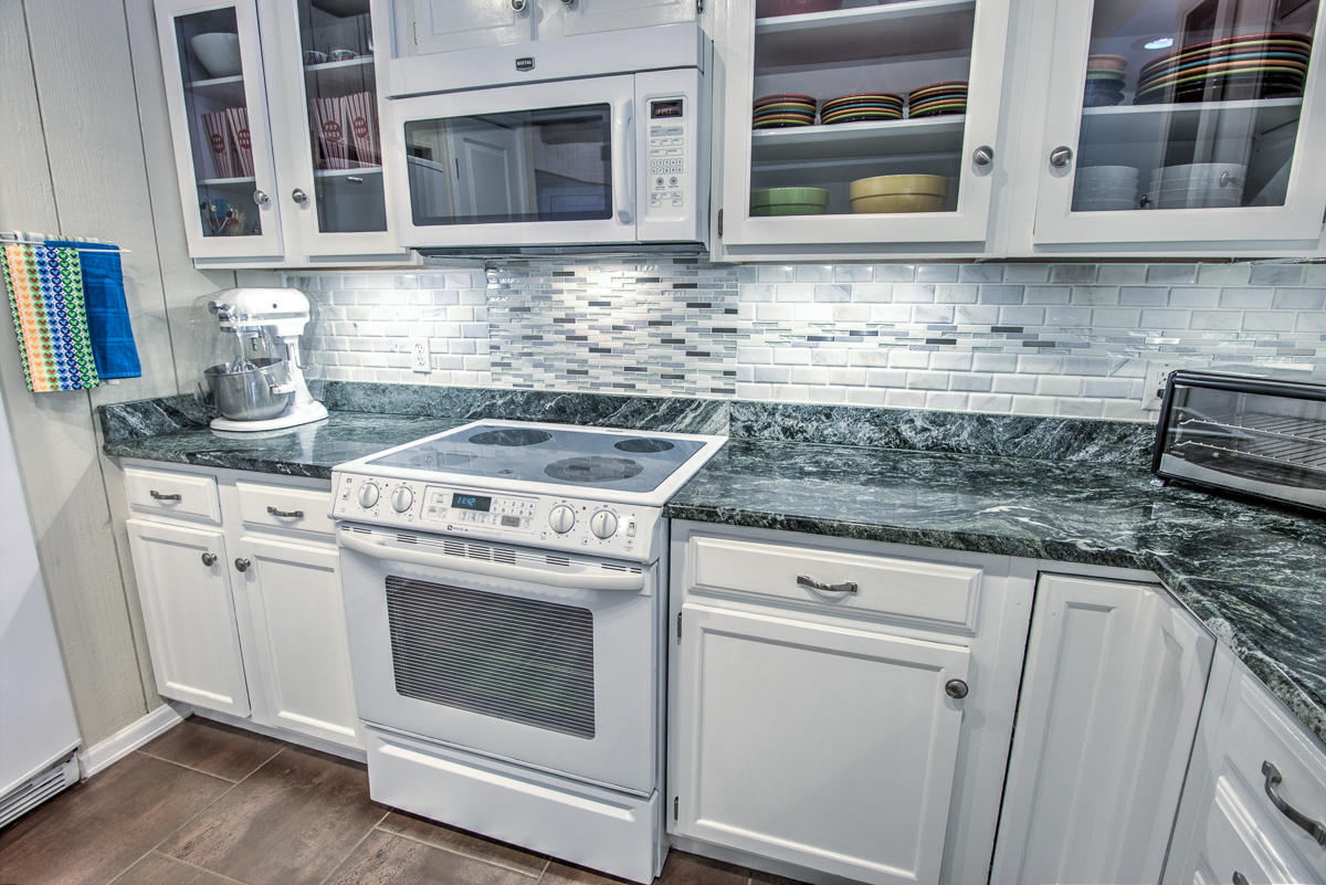 GRAND LAGOON SHORES UNIT 01 - Residential