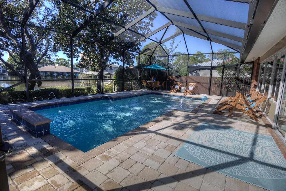 GRAND LAGOON SHORES UNIT 01 - Residential