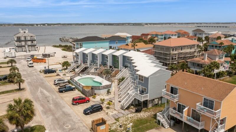 TRADEWINDS TOWNHOMES - Residential